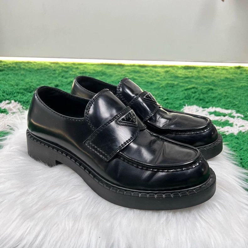 Prada Prada ThickSoled Loafers Size 7.5 Available -2505 Size US 7.5 / EU 40-41 - 4 Thumbnail