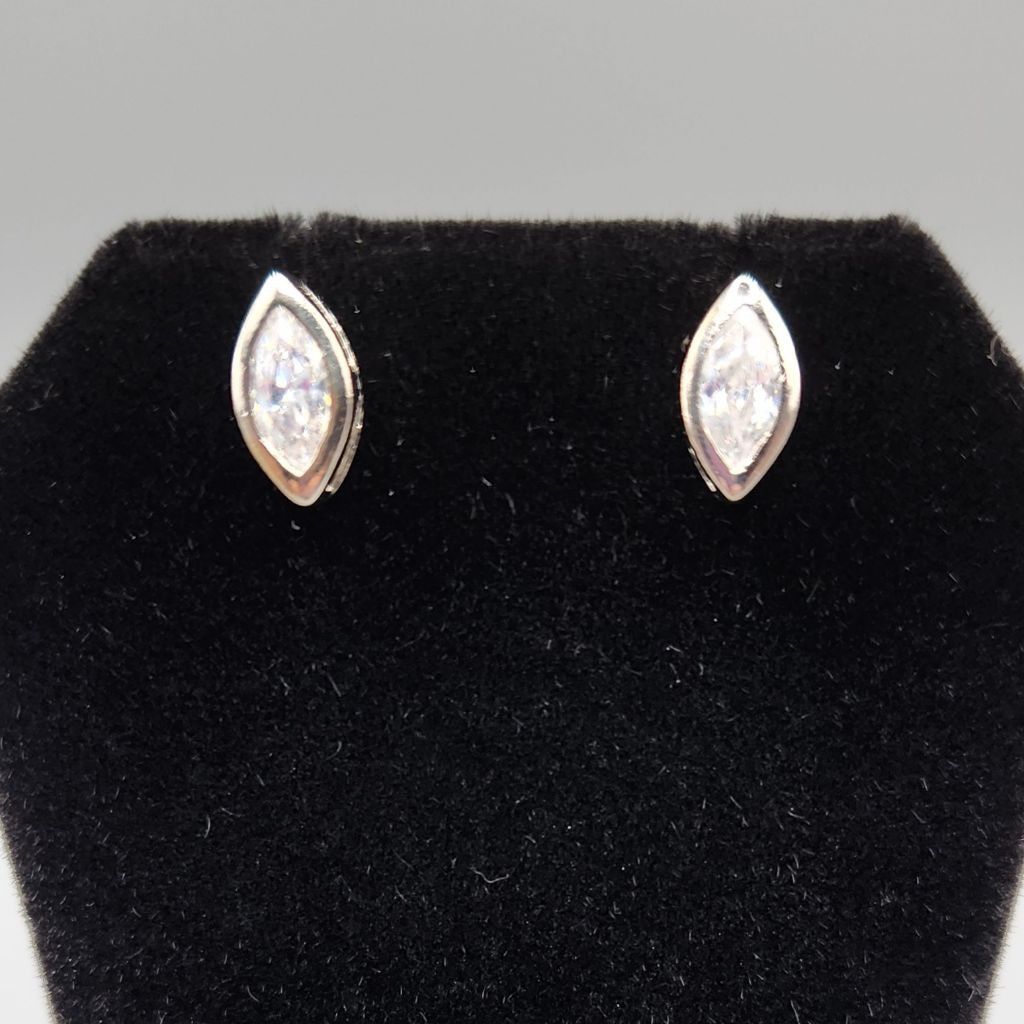 Designer Marquise Silver Plated Earrings Made with Swarovski Crystals Size ONE SIZE - 1 Thumbnail