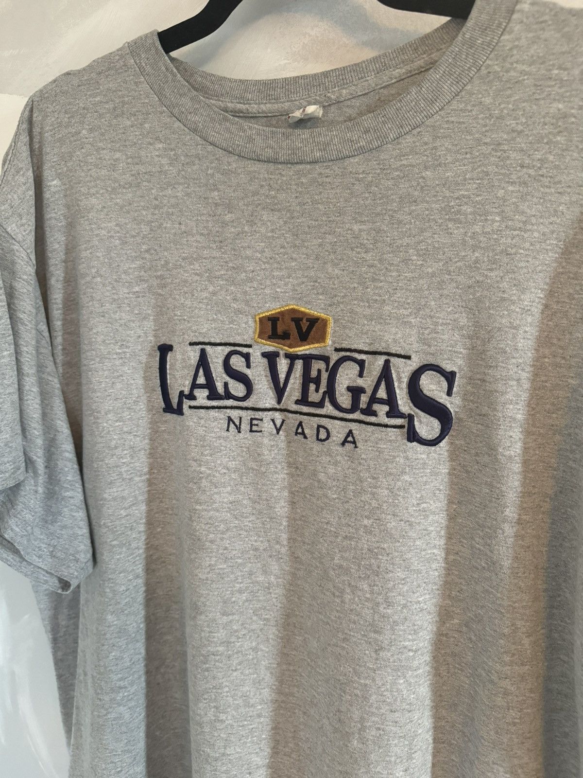 Delta × Fruition × Vintage Pro Delta Weight Las Vegas Nevada Gambling Grey T-Shirt Size US XL / EU 56 / 4 - 2 Thumbnail