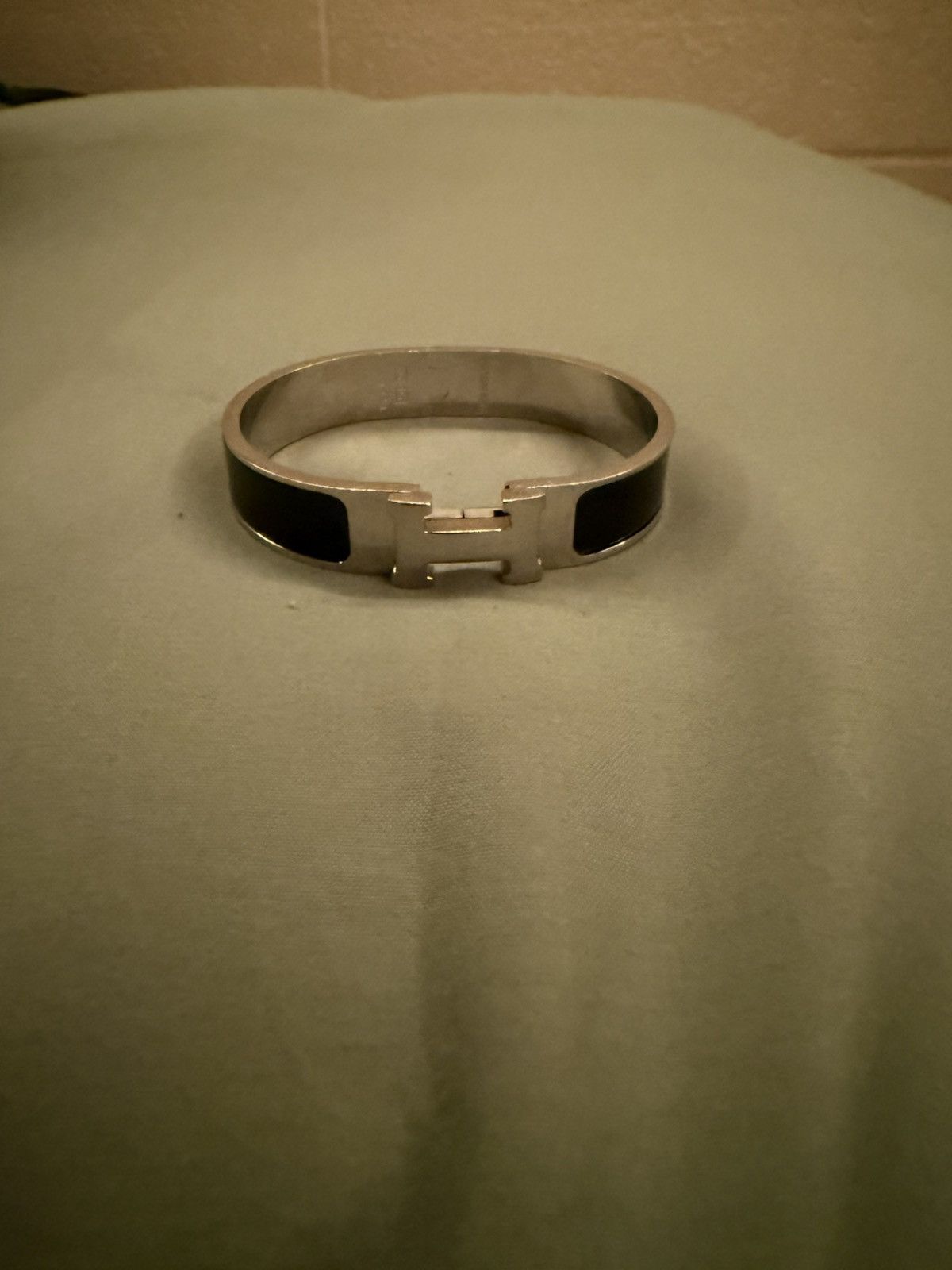 Hermes HERMES Women Black Clasp Bracelet Size ONE SIZE - 1 Thumbnail