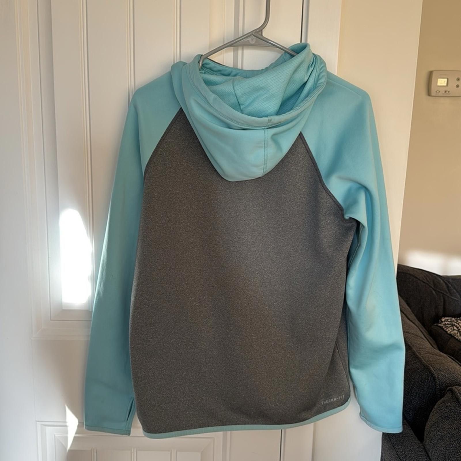 Nike Nike| Therma Fit Hoodie Size M / US 6-8 / IT 42-44 - 5 Thumbnail