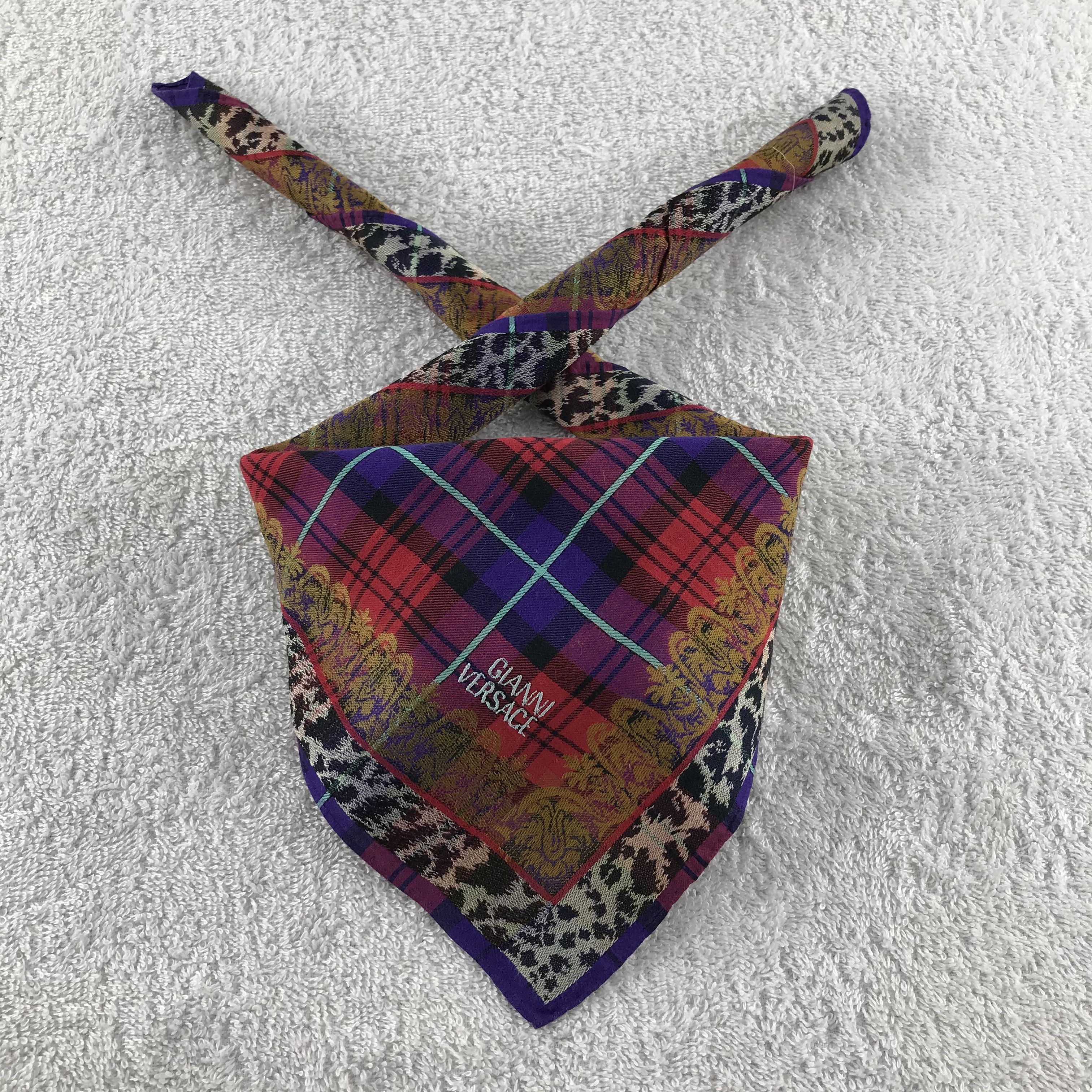 Versace × Vintage Gianni Versace Bandana/ Handkerchief / Neckerchief Size ONE SIZE - 1 Thumbnail