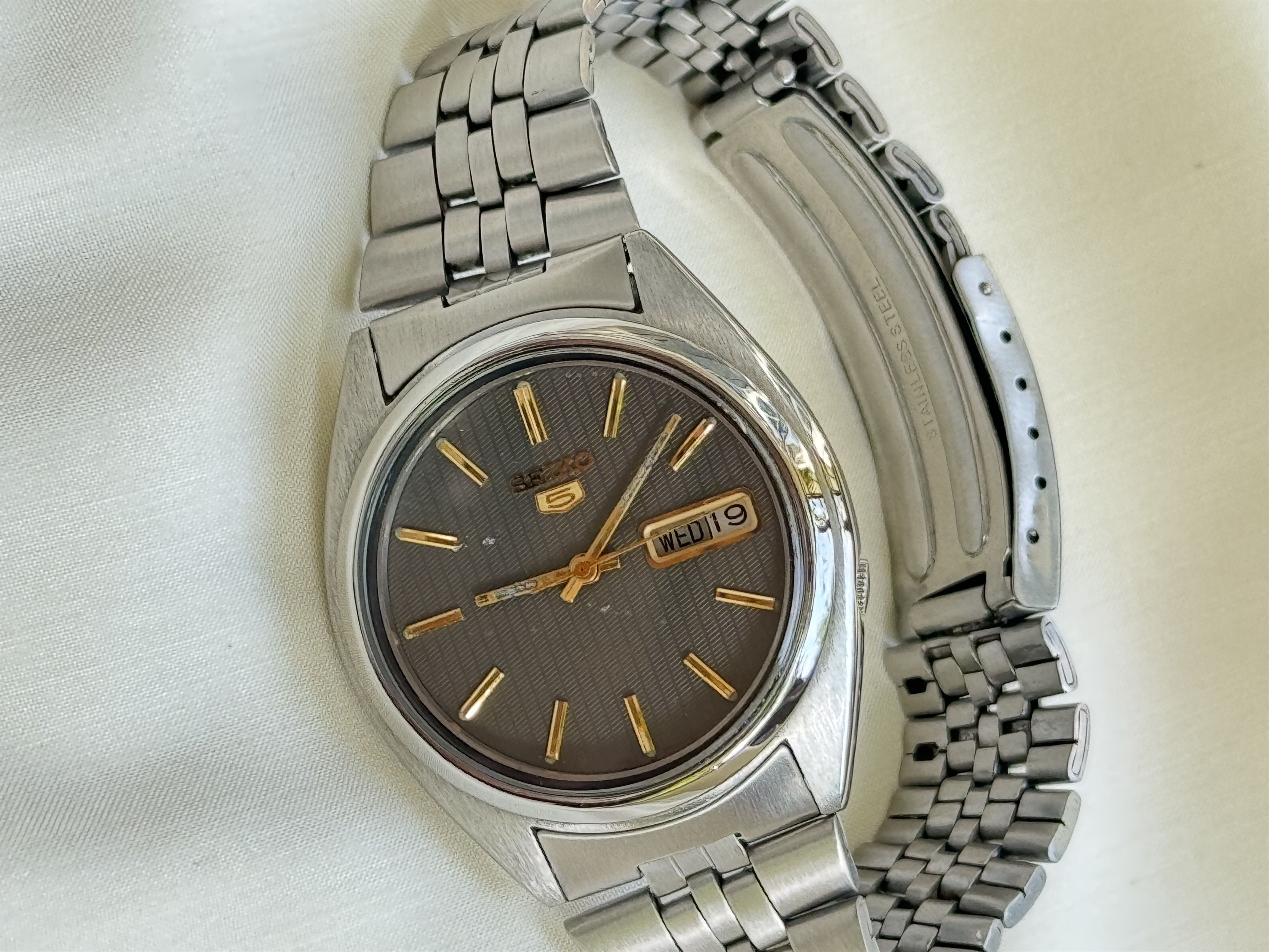 Seiko Seiko Automatic Wrist Watch 17Jewels Day/Date Japan Size 36 - 9 Thumbnail