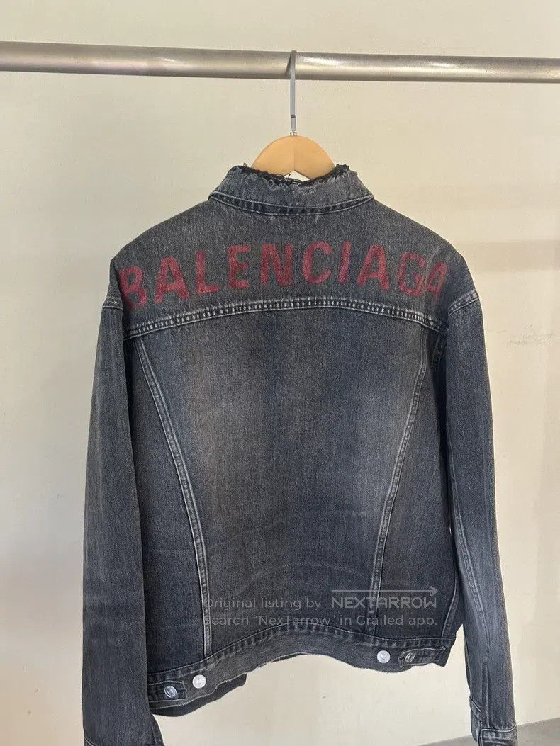 Balenciaga Balenciaga Distressed Collar Ripped Denim Jacket Size XS / US 0-2 / IT 36-38 - 2 Thumbnail