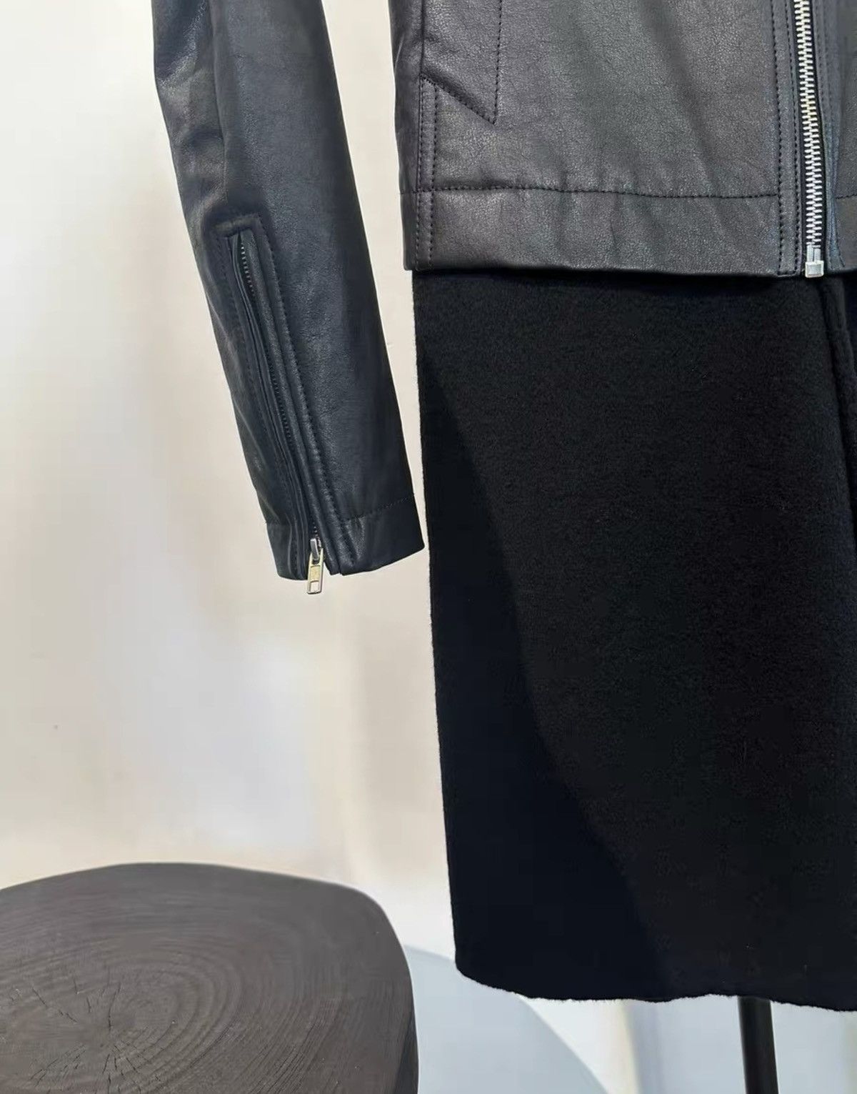 Rick Owens Rick Owens Leather-Panel Wool Blend Mid-Length Coat Size US S / EU 44-46 / 1 - 8 Thumbnail