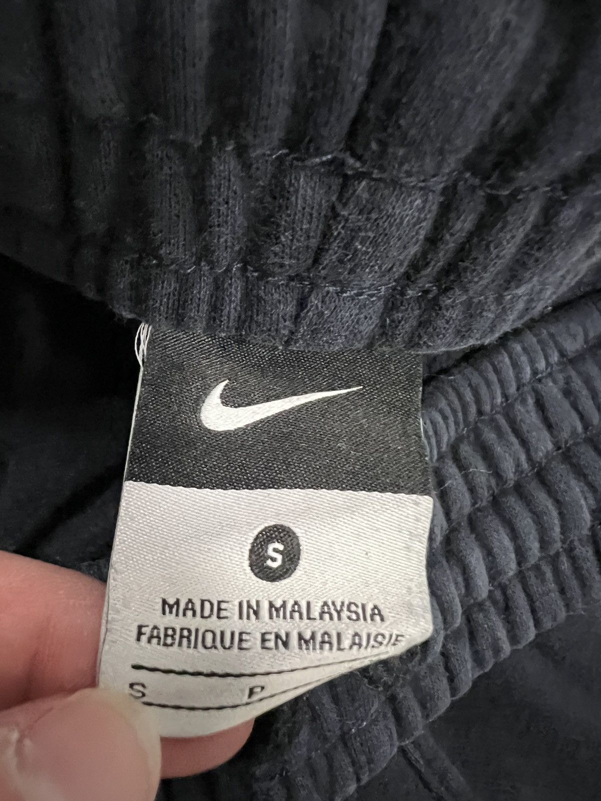 Nike Y2K vintage baggy Nike navy cargo sweatpants Size US 30 / EU 46 - 5 Thumbnail