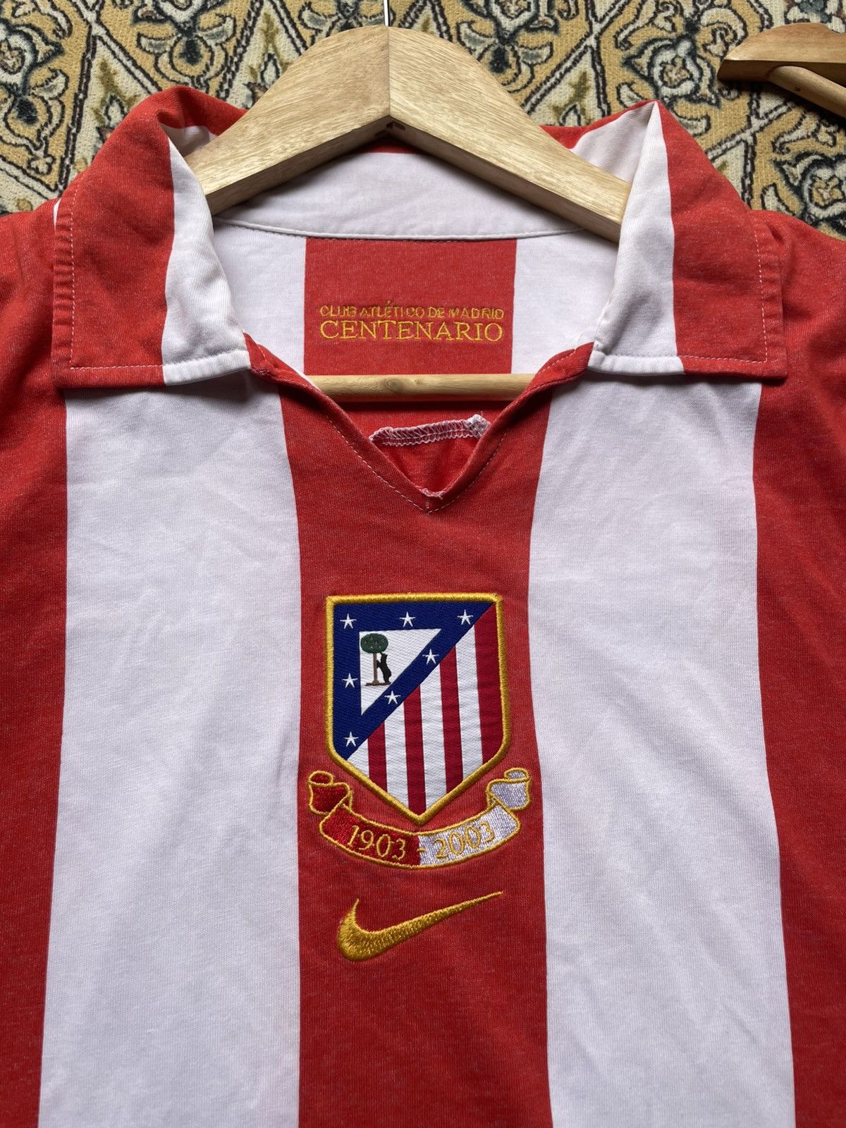 Nike Vintage Atletico Madrid 2002 Centenario *RARE* Size US XL / EU 56 / 4 - 3 Thumbnail