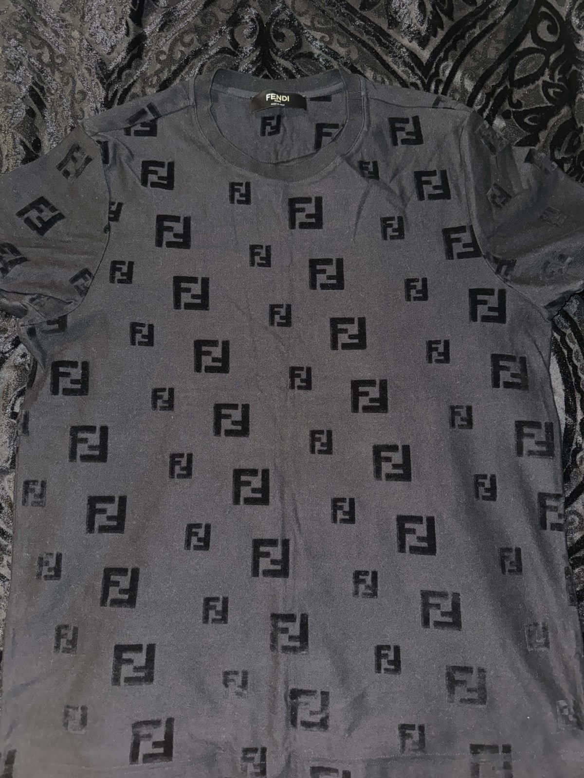 Fendi FENDI Logo T shirt Size US L / EU 52-54 / 3 - 4 Thumbnail