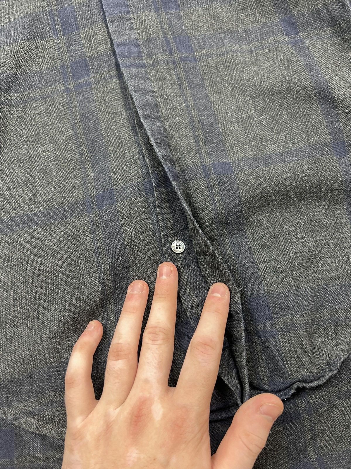 Burberry Burberry London Nova Check Flannel Shirt (Y0479) Size US XS / EU 42 / 0 - 4 Thumbnail
