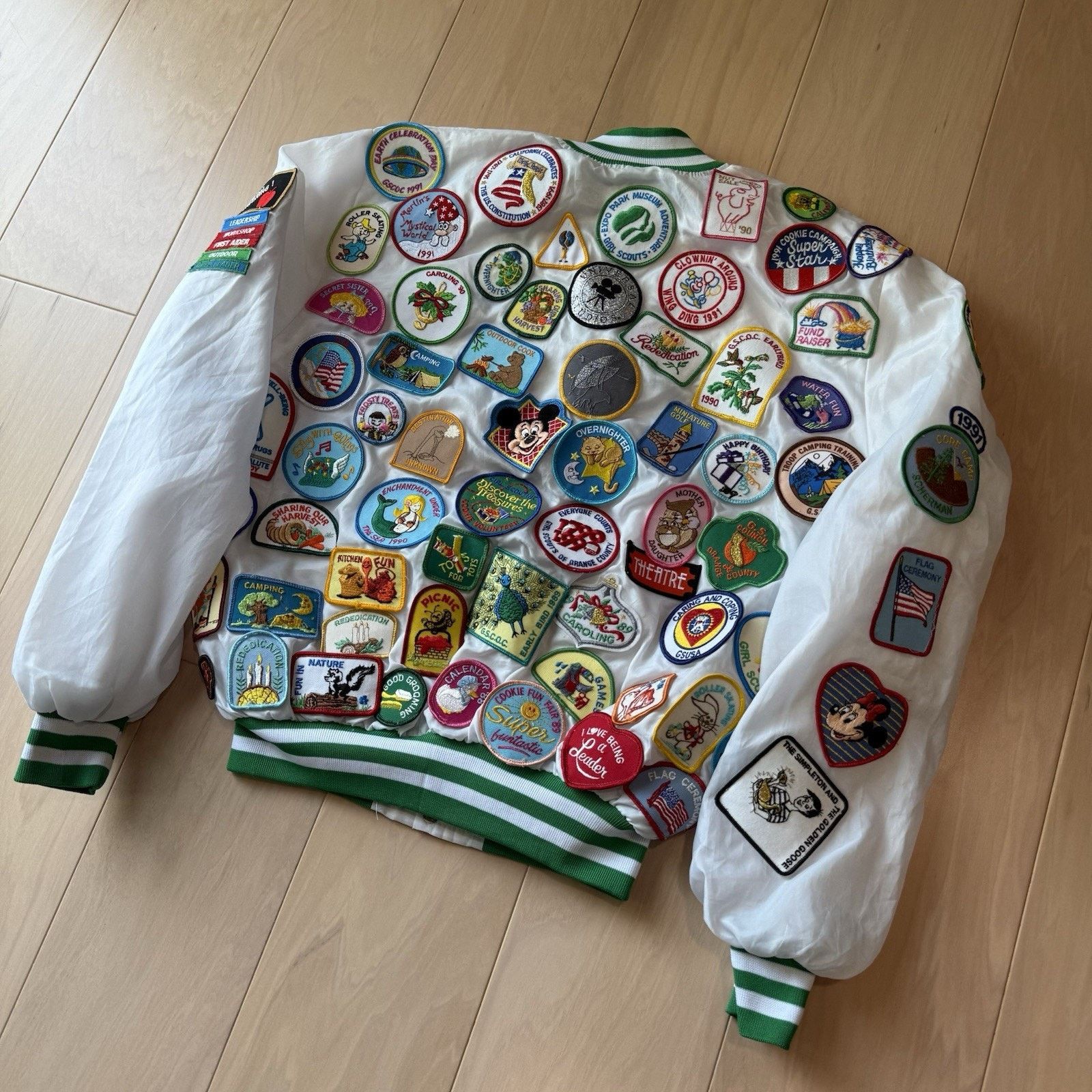 Vintage Vintage Girl Scout Bomber Jacket Medium White 80s Made USA Size US L / EU 52-54 / 3 - 11 Thumbnail