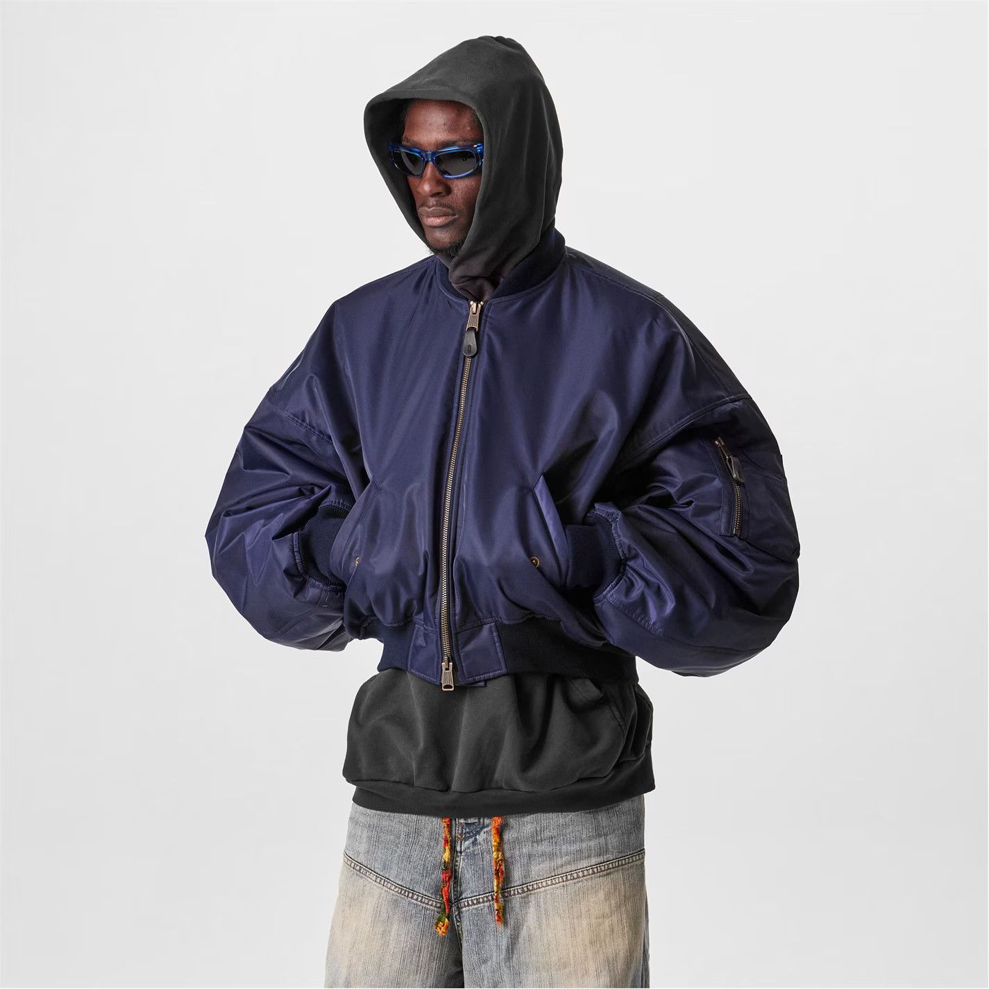 Balenciaga o1g2r1mq0226 Round Bomber Zip Jacket In Blue Size US M / EU 48-50 / 2 - 3 Thumbnail