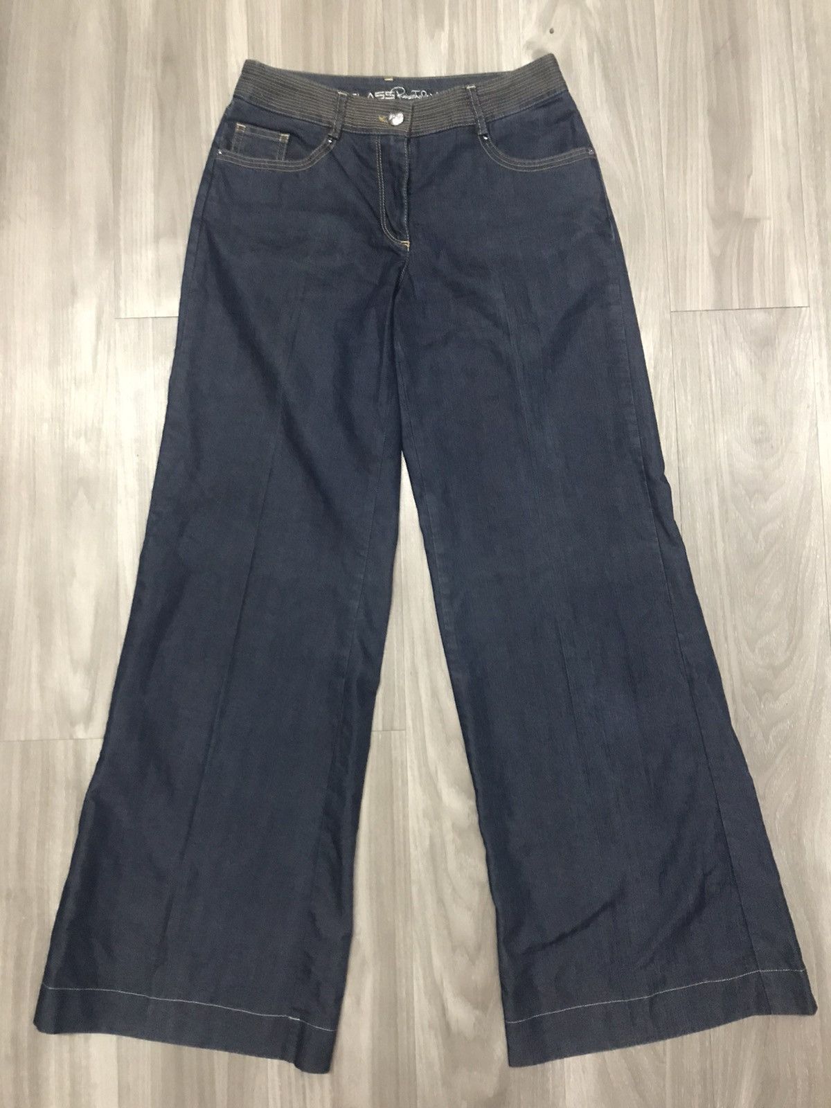 Roberto Cavalli CLASS ROBERTO CAVALLI - Flare High Rise Jeans Size 27" / US 4 / IT 40 - 2 Thumbnail