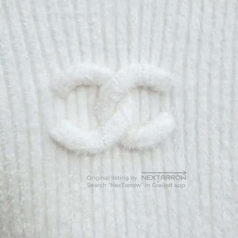 Chanel Chanel White Long Sleeve Pullover Sweater . Size S / US 4 / IT 40 - 2 Thumbnail