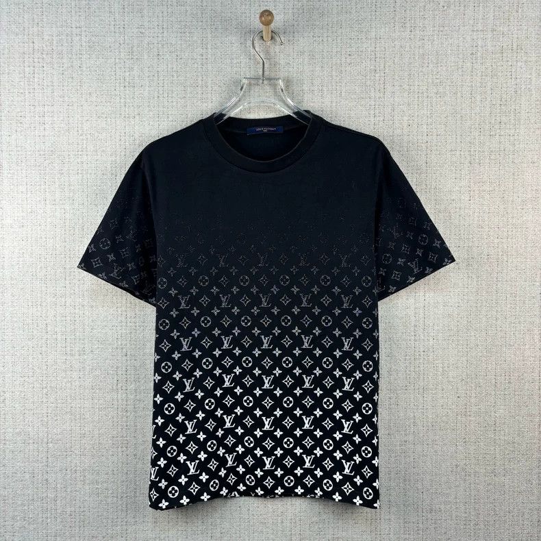 Louis Vuitton Louis Vuitton Monogram crewneck presbyopic gilt short slee Size US L / EU 52-54 / 3 - 1 Thumbnail
