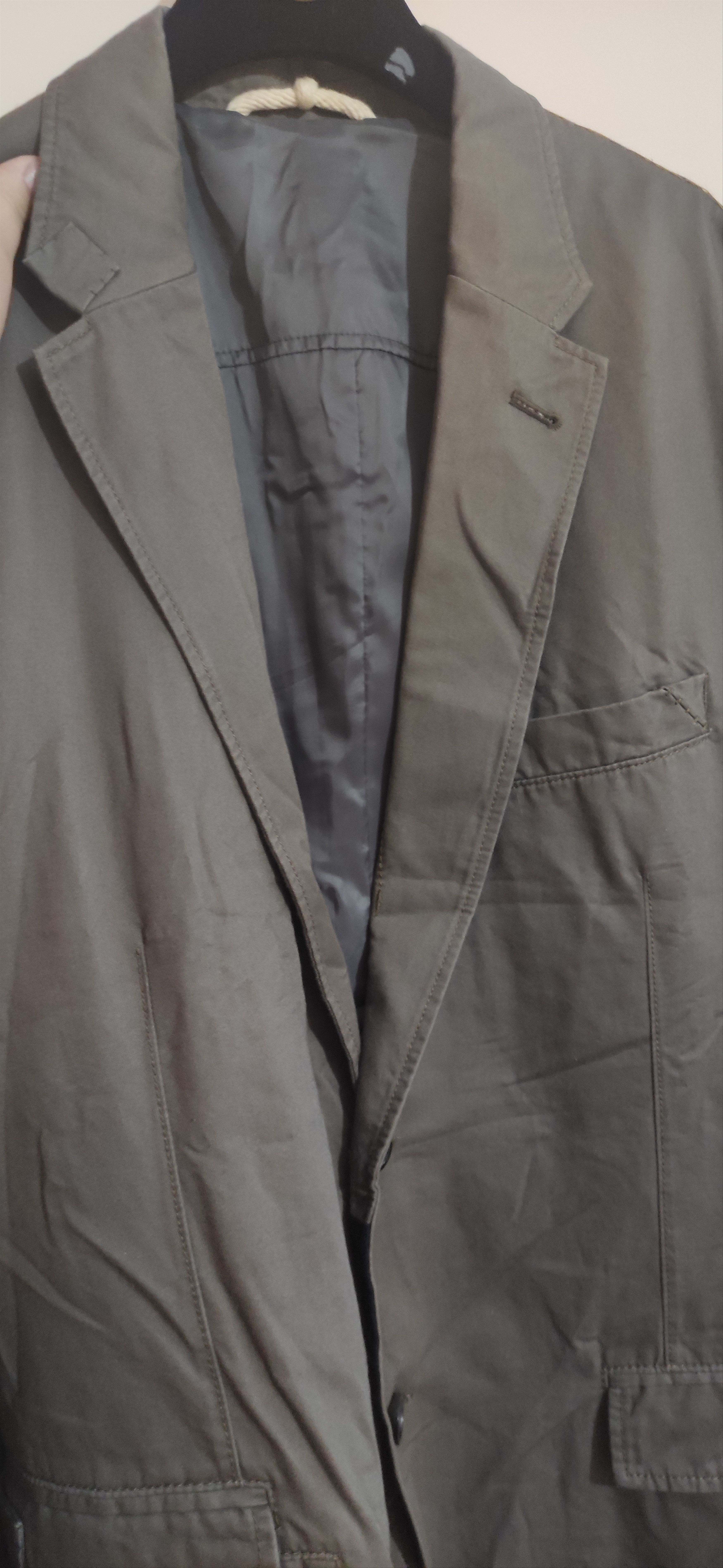 Hugo Boss The men's blazer Hugo Boss Size 44R - 6 Thumbnail
