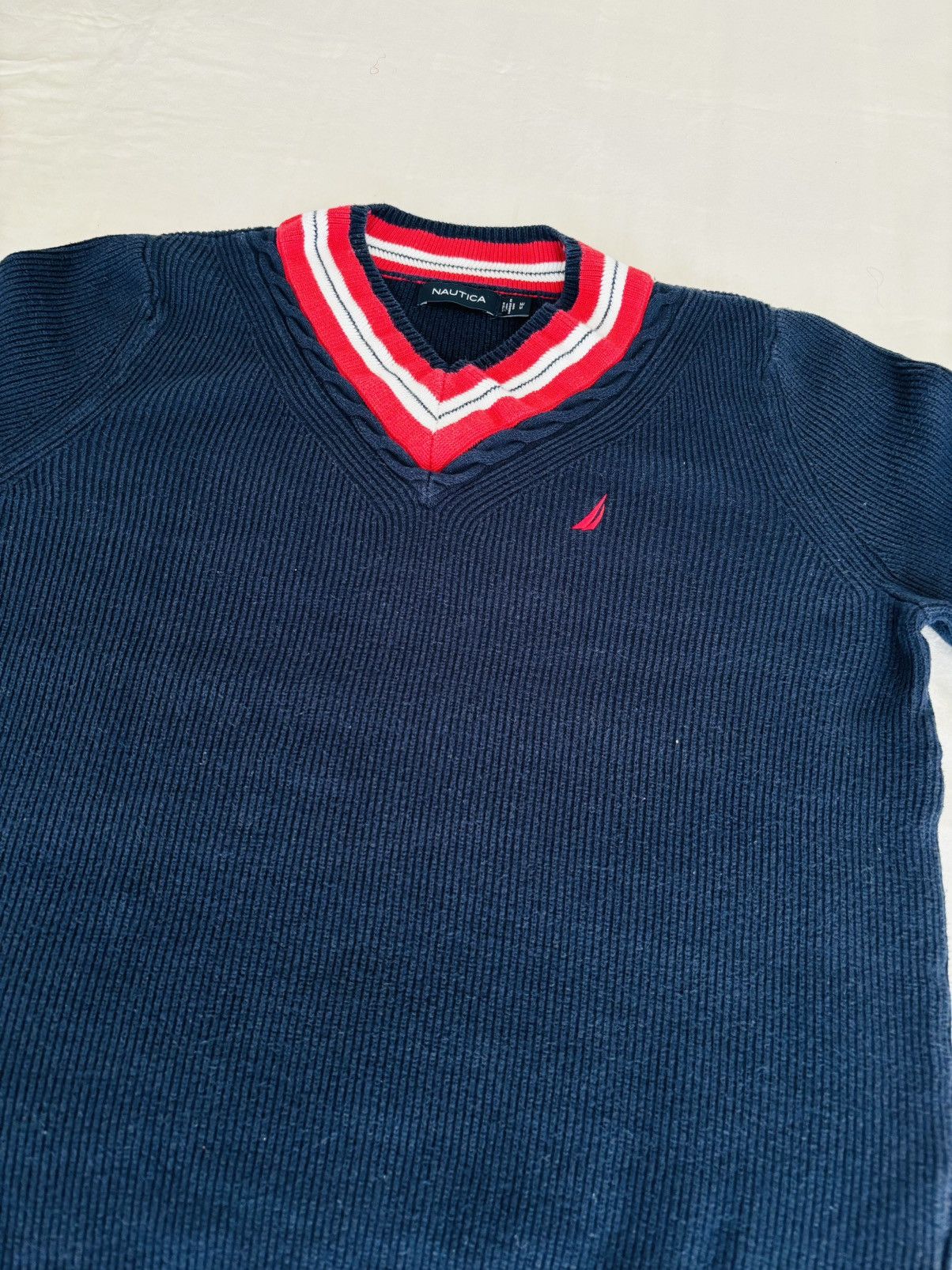 Nautica Nautica : V-Neck Cricket Sweater (M) Size US M / EU 48-50 / 2 - 2 Thumbnail