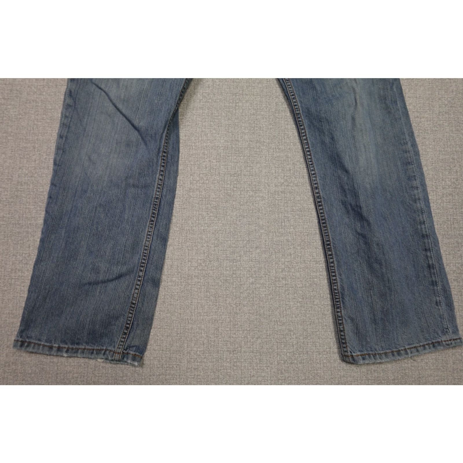 Levi's Levi's 559 Jeans Mens 36x30 Blue Relaxed Straight Light Wash Denim USA Size US 36 / EU 52 - 3 Thumbnail