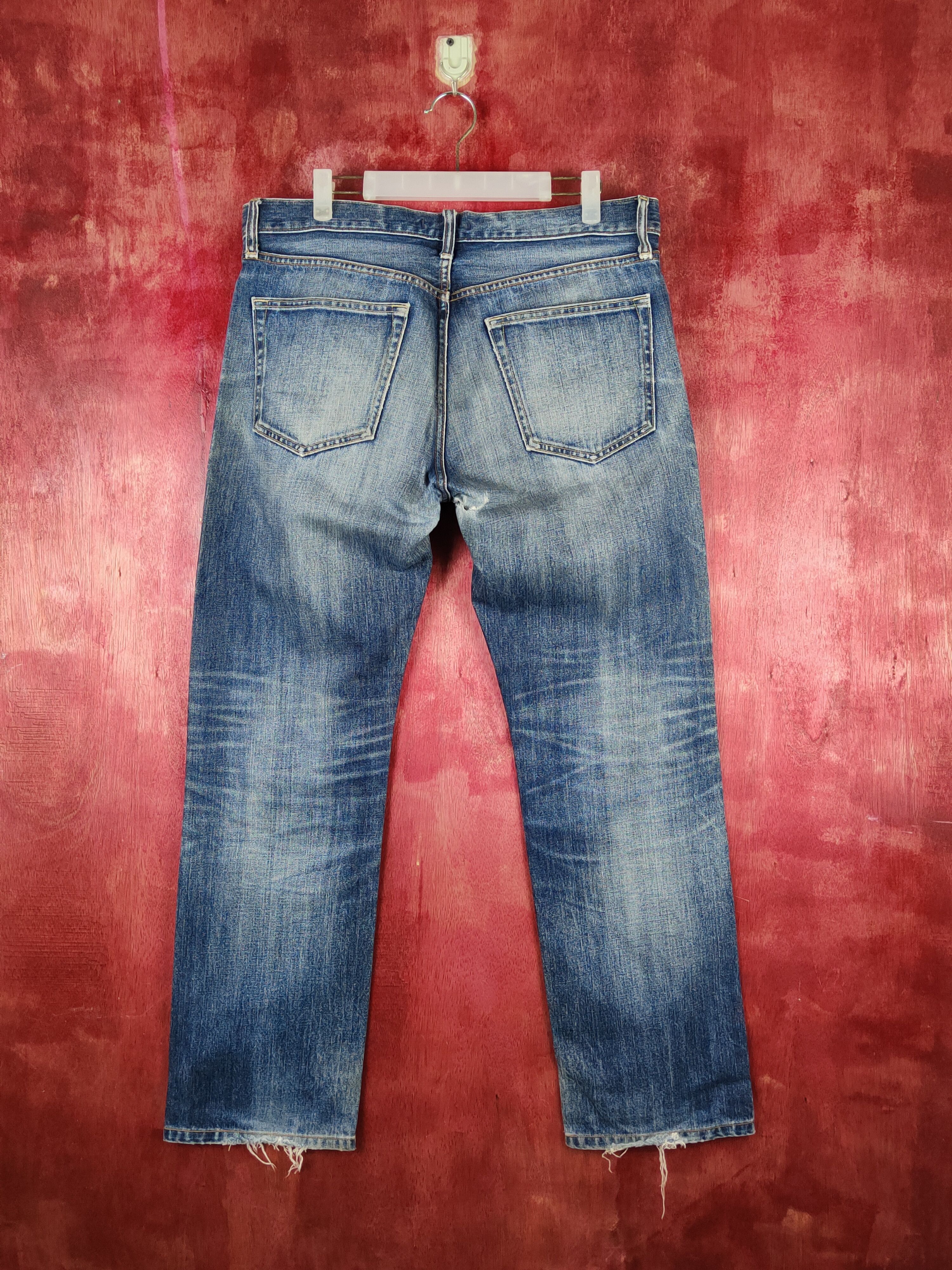 Japanese Brand Uniqlo Dark Blue Faded Distressed Ripped Jeans #S2195 Size US 34 / EU 50 - 7 Thumbnail