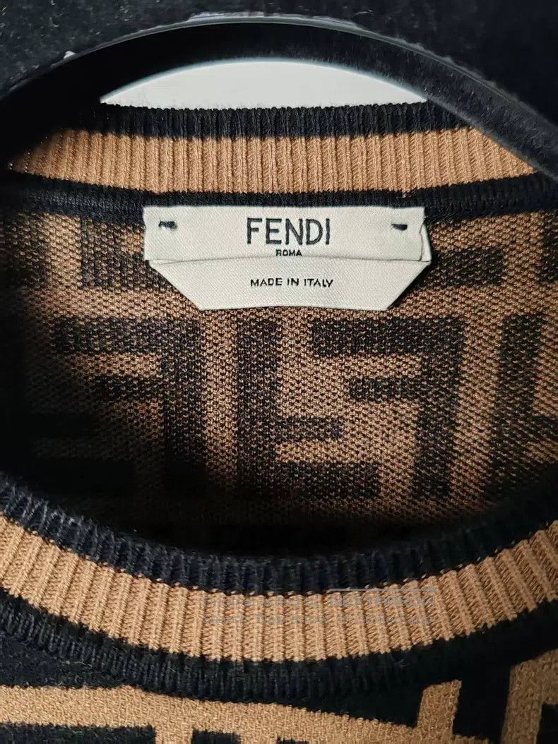Fendi Fendi Fully Printed Knit Short Sleeve Size XS / US 0-2 / IT 36-38 - 3 Thumbnail