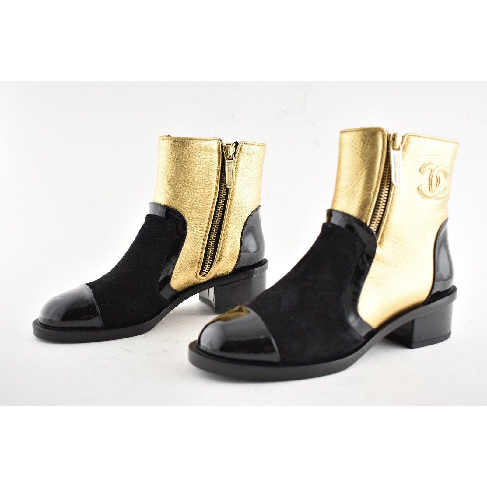 Chanel Chanel 18B Gold Black Patent Suede CC Logo Zipper Zip Size US 5 / IT 35 - 7 Thumbnail