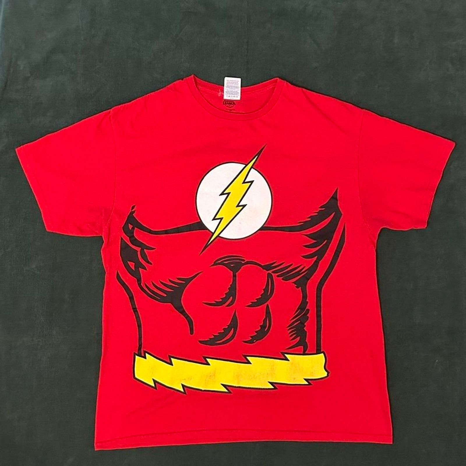 Other Y2k the flash graphic tee Size US L / EU 52-54 / 3 - 1 Thumbnail
