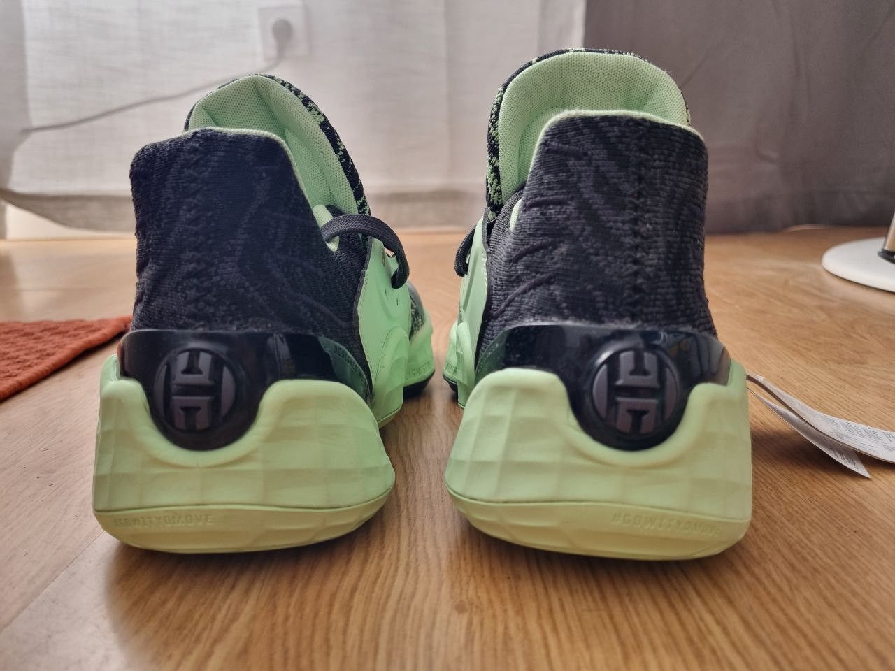 Adidas adidas Harden Vol. 4 Glow Green Size US 8 / EU 41 - 5 Thumbnail