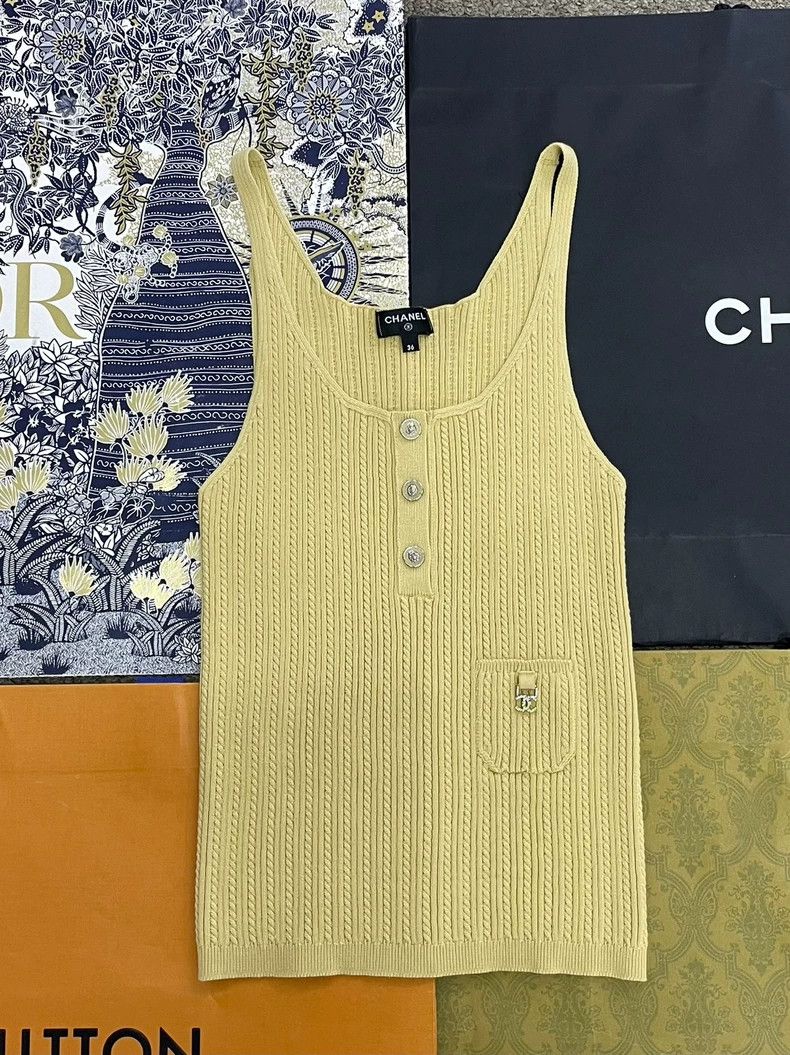 Chanel 22P Yellow Diamond Button Tank Top - dmc
