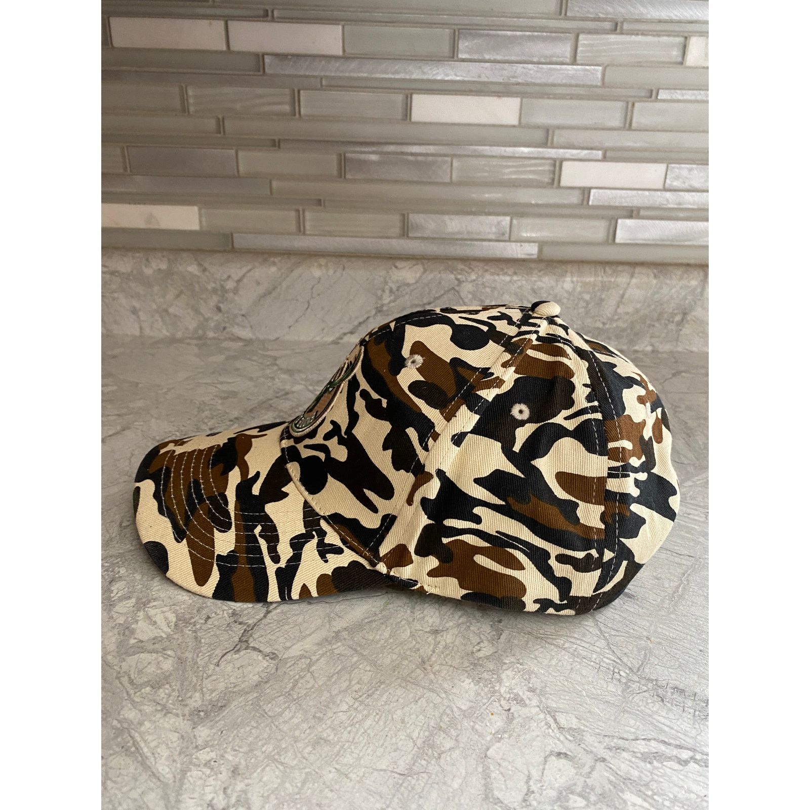 NBA Milwaukee Bucks Camo NBA Basketball Strapback Hat Size ONE SIZE - 4 Thumbnail