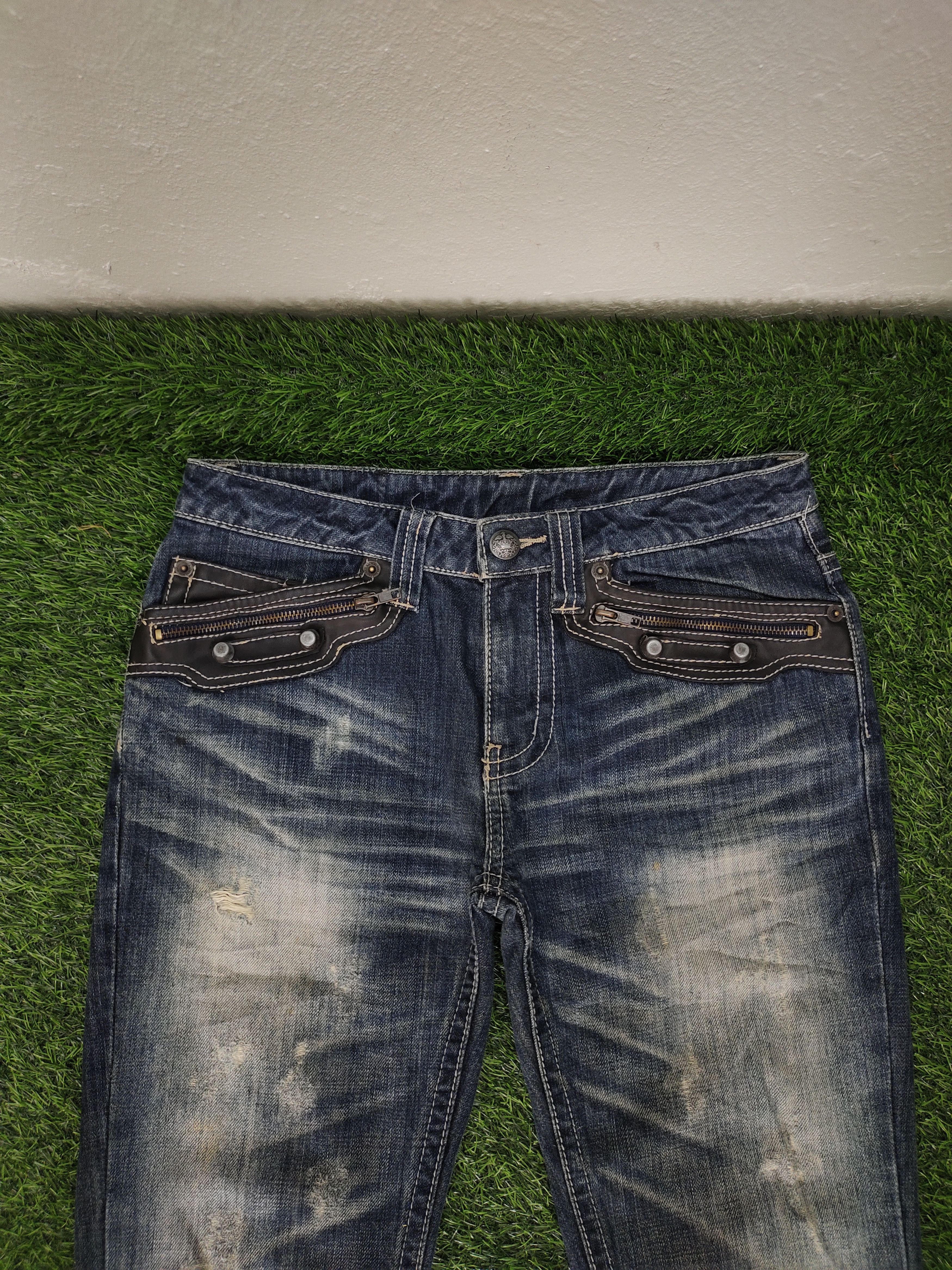 Japanese Brand Vintage Trimm Japan Leather Trim Clawmark Distress Jeans Size US 31 - 3 Thumbnail