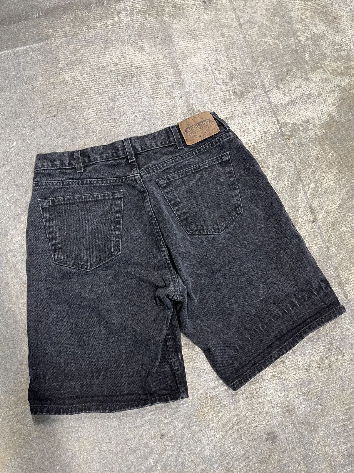Kirkland Signature Vintage Kirkland Black Denim Jorts Shorts Size US 32 / EU 48 - 2 Thumbnail