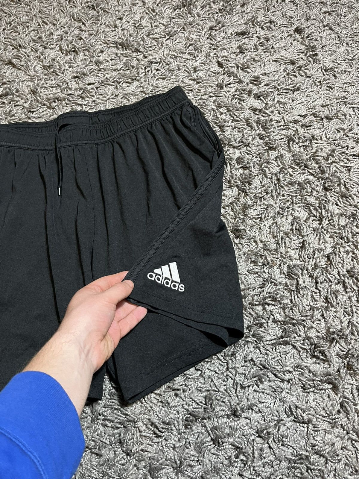 Adidas ADIDAS MANCHESTER UNITED 2018/19 SOCCER FOOTBALL SHORTS Size US 34 / EU 50 - 3 Thumbnail