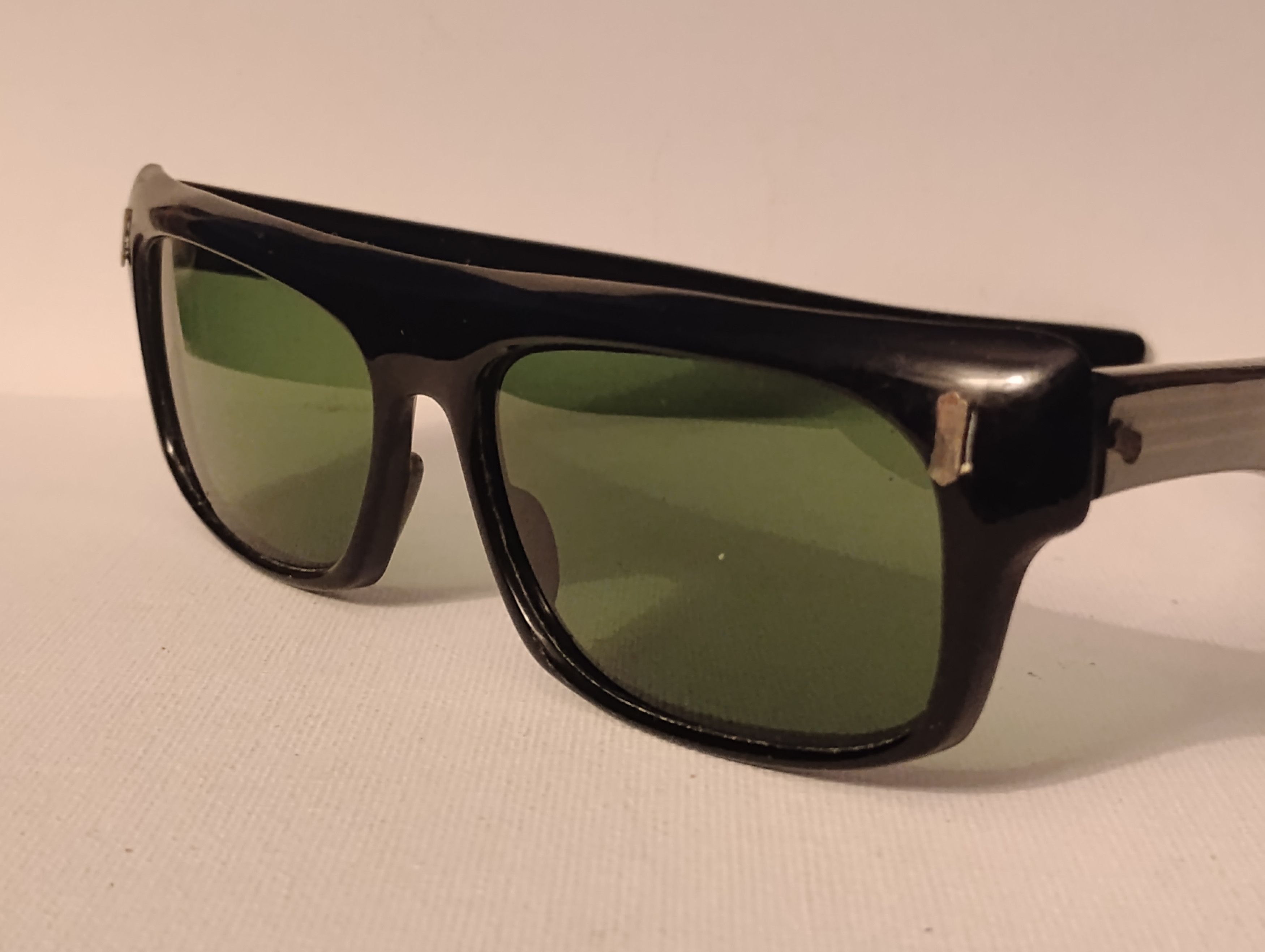 Other Retro Rockabilly Black Unisex Sunglasses Green Glass NOS Size ONE SIZE - 2 Thumbnail
