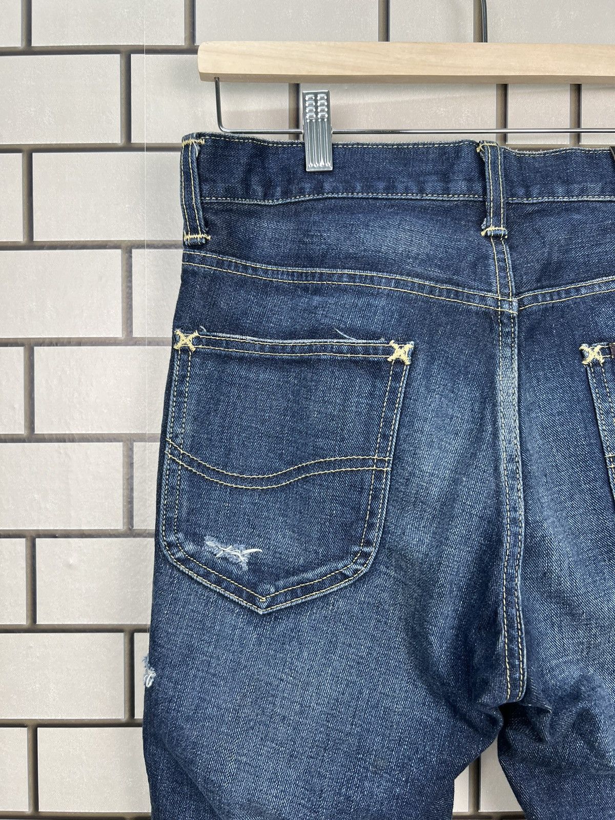 Lee Vintage Lee Union Made Distressed Skinny Jeans Size US 31 - 11 Thumbnail