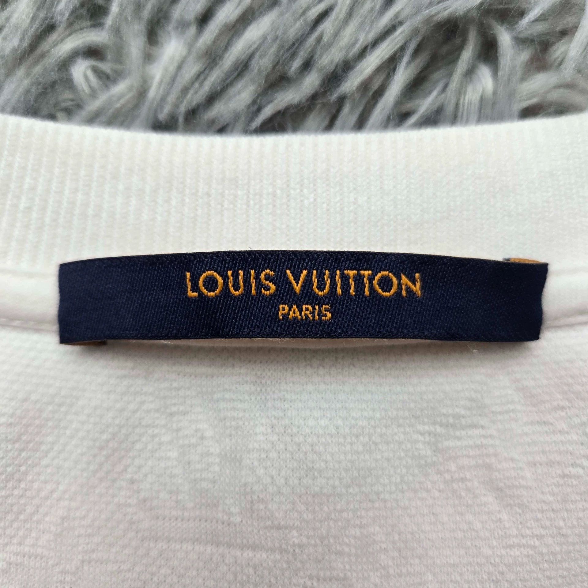 Louis Vuitton louis vuitton embroidered short sleeve t-shirt Size US XL / EU 56 / 4 - 3 Thumbnail