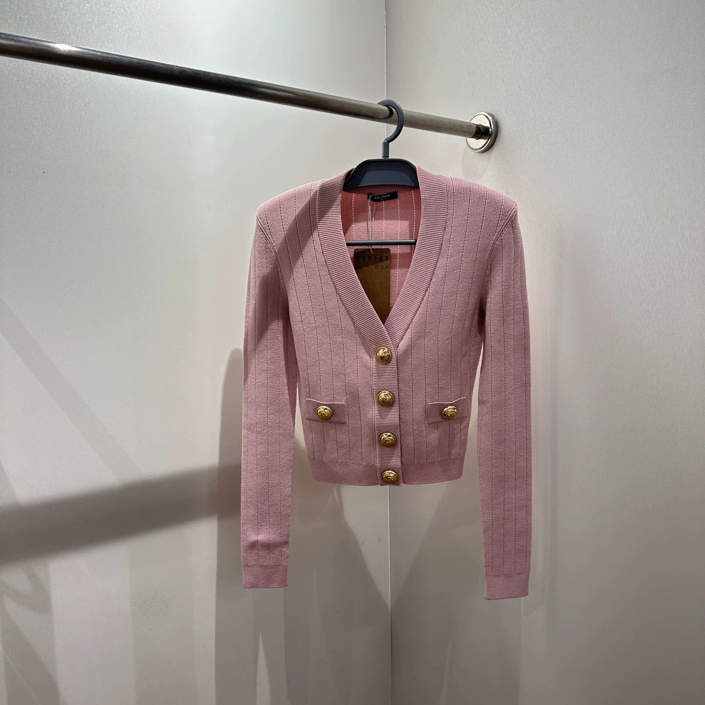 Balmain Balmain apr484 pink gold button knit jacket size 36 Size XS / US 0-2 / IT 36-38 - 1 Thumbnail