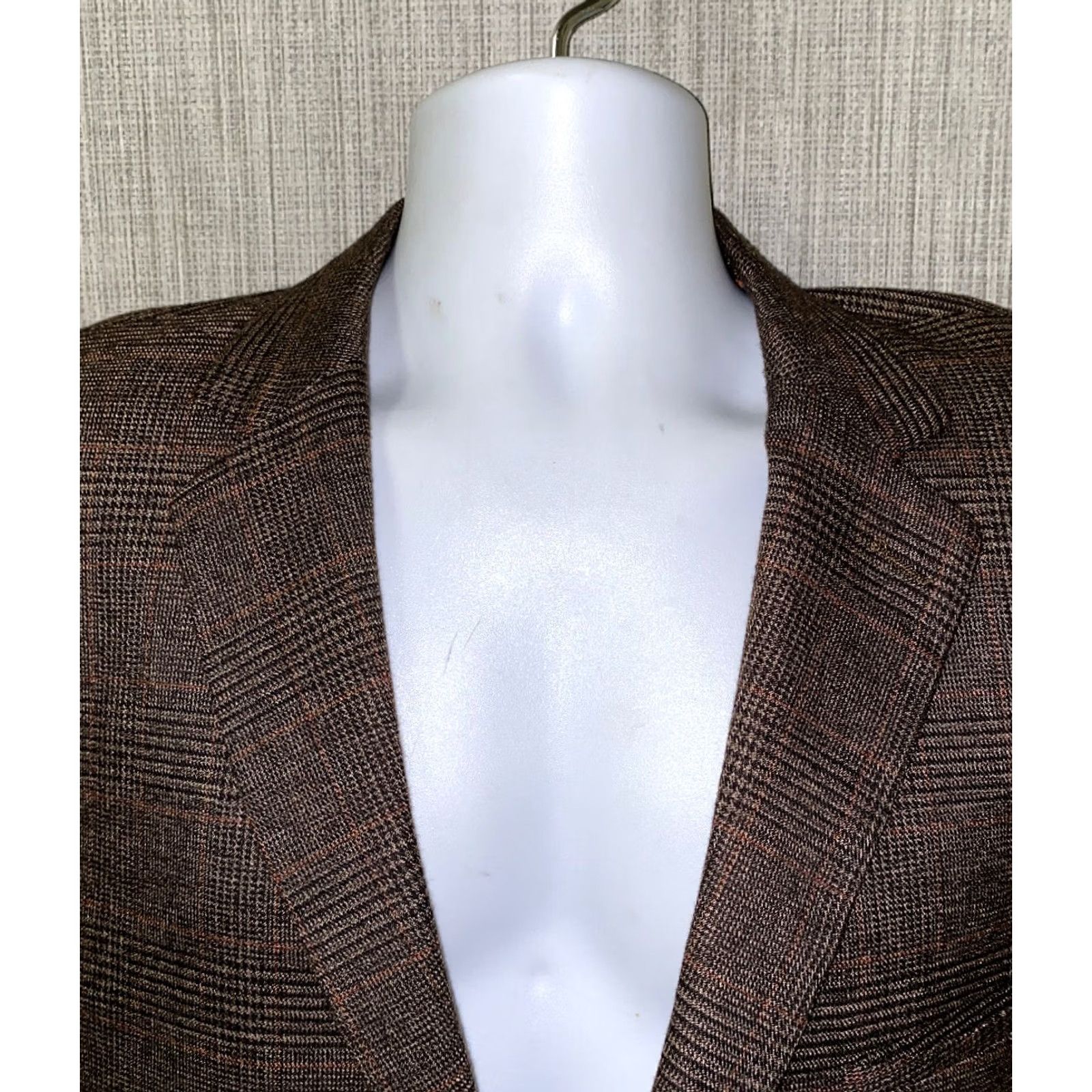 Marcs Marc Darcy London Sport Coat Mens 48R Brown Polyester/Viscose 2 Button Size US M / EU 48-50 / 2 - 4 Thumbnail