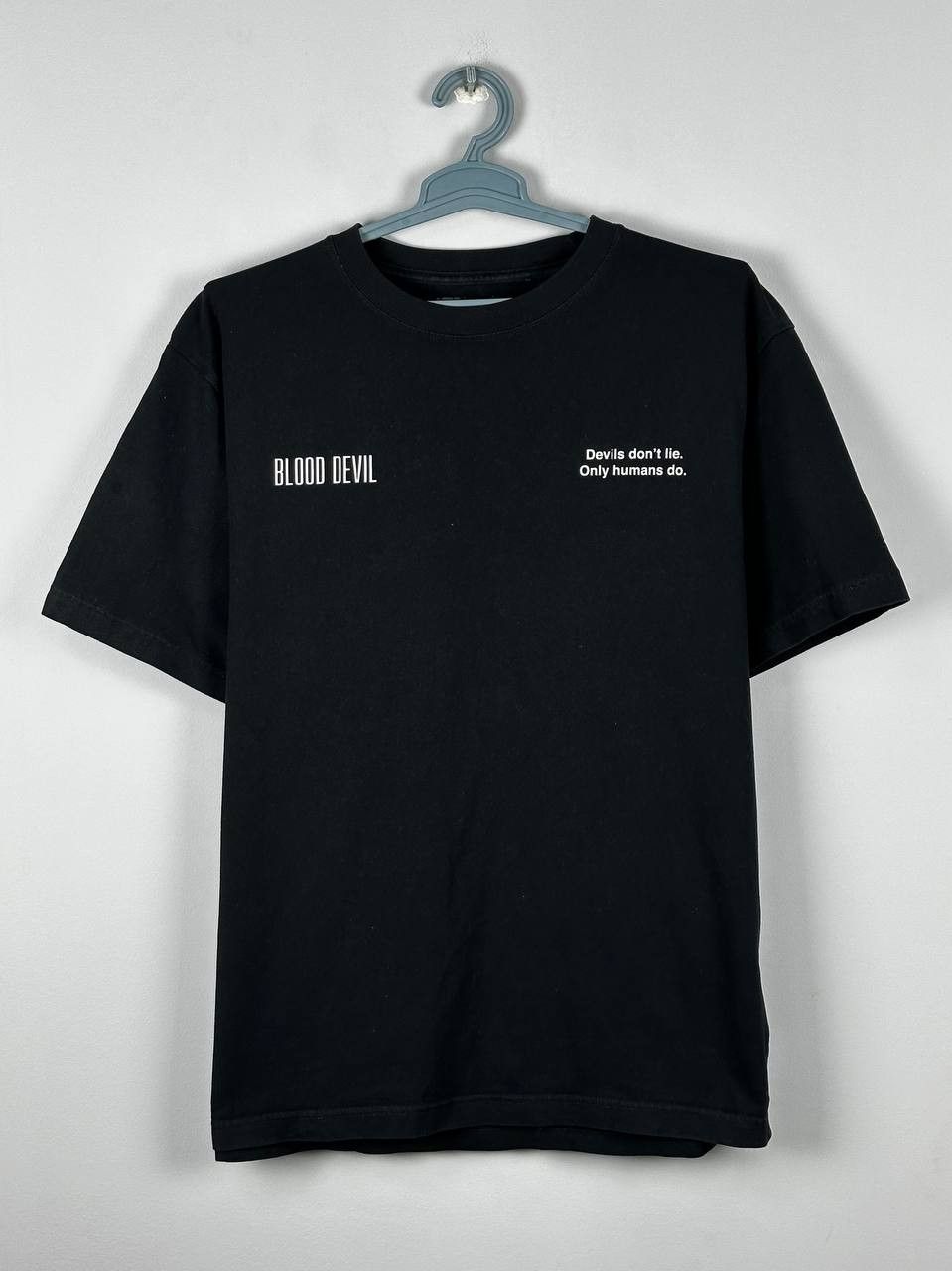 Uniqlo Chainsaw man kosuke kawamura devil hunter oversized uniqlo Size US L / EU 52-54 / 3 - 2 Thumbnail