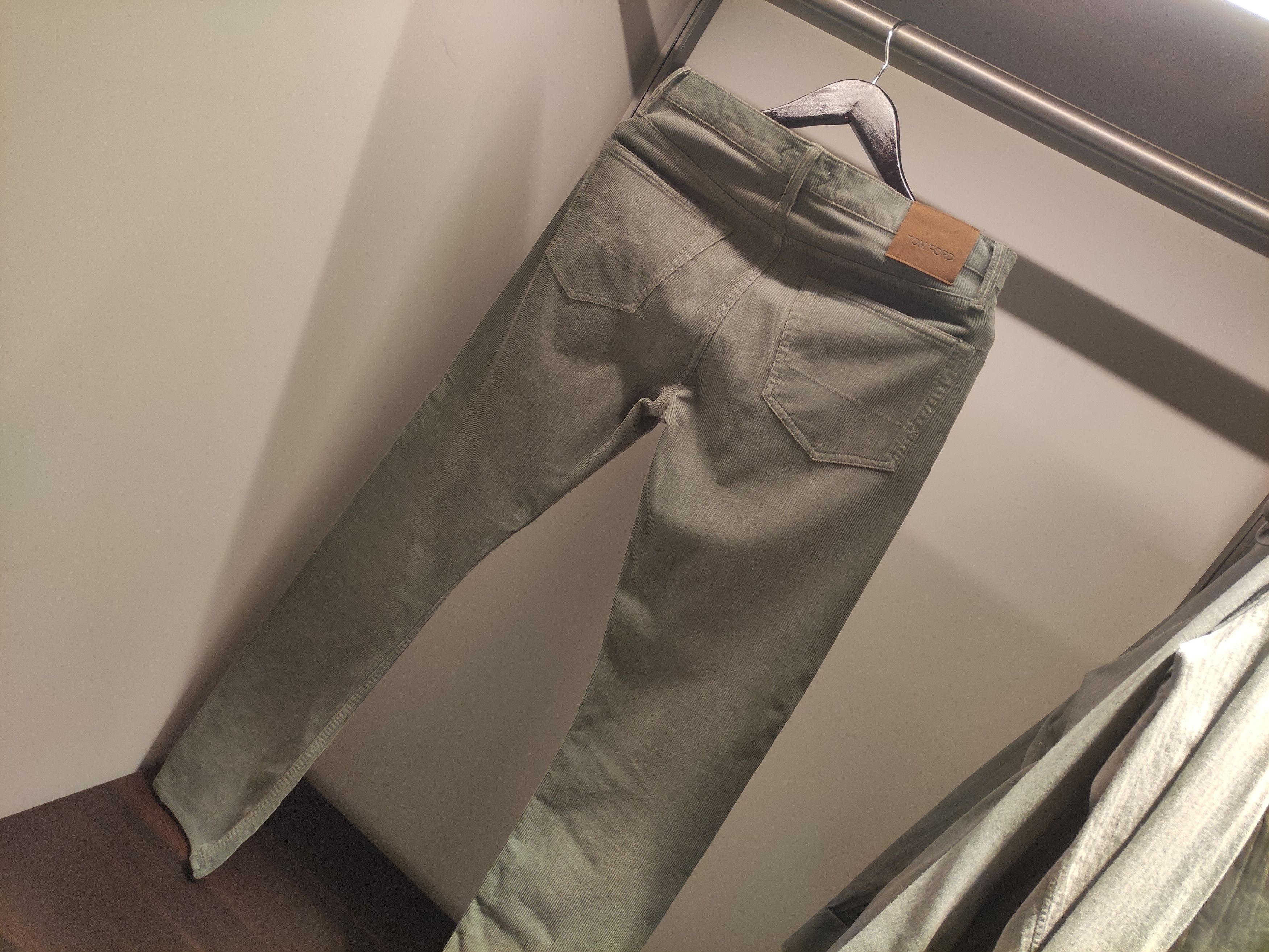 Tom Ford Tom Ford men's corduroy trousers Size US 31 - 8 Thumbnail