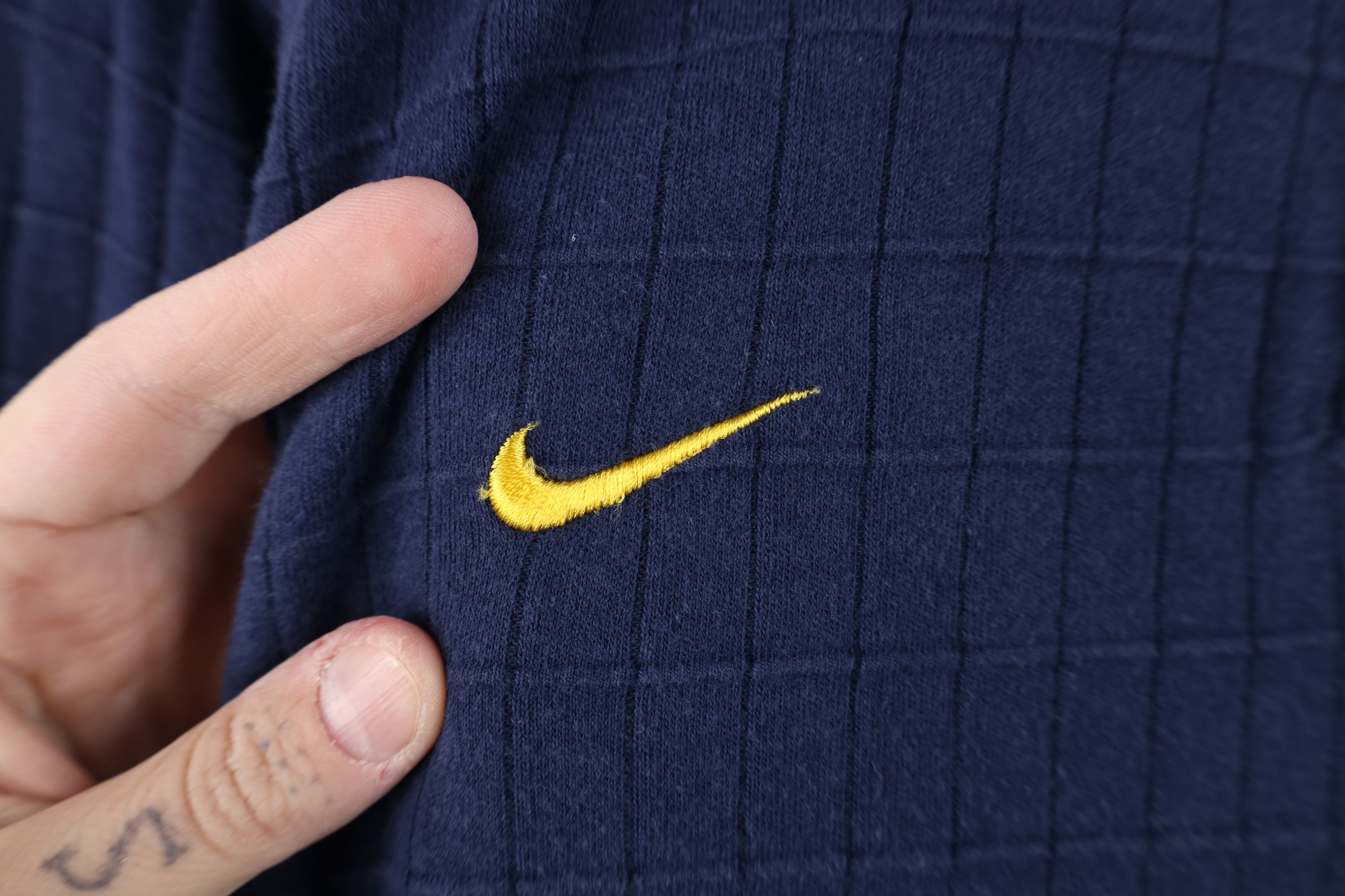 Nike Vintage Nike Swoosh University of Michigan Golf Polo Shirt Size US L / EU 52-54 / 3 - 5 Thumbnail