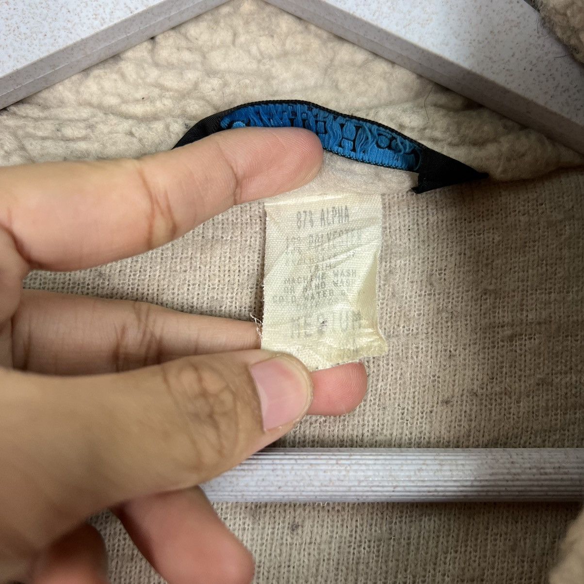 Vintage 🔥 VINTAGE CLIMB HIGH ALPHA DEEP PILE MADE IN USA Size US M / EU 48-50 / 2 - 17 Thumbnail