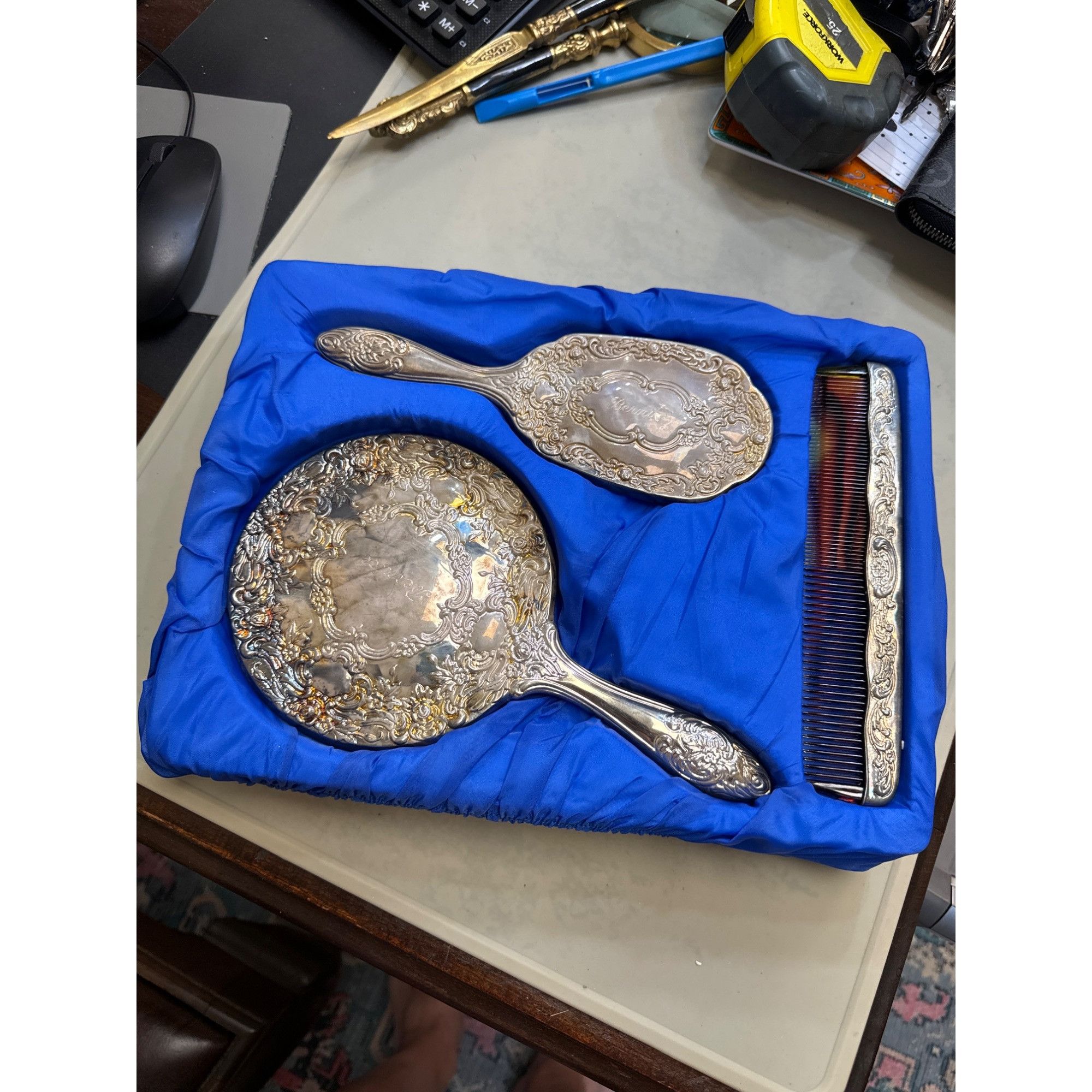 Vintage International Silver company 3 piece silencer plated dresser Size ONE SIZE - 9 Thumbnail