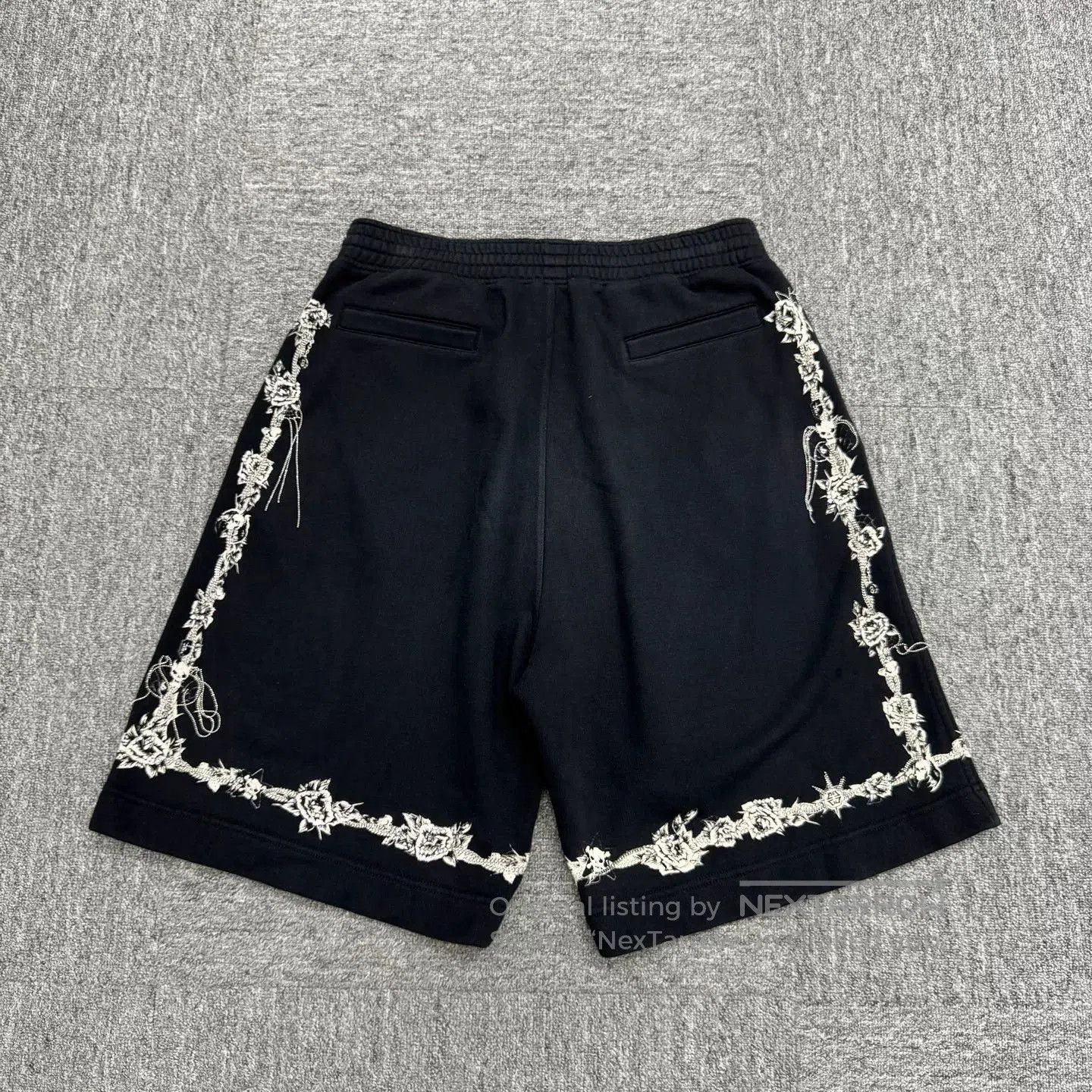 Givenchy Givenchy Chain Decor Print Shorts. Size US 36 / EU 52 - 5 Thumbnail