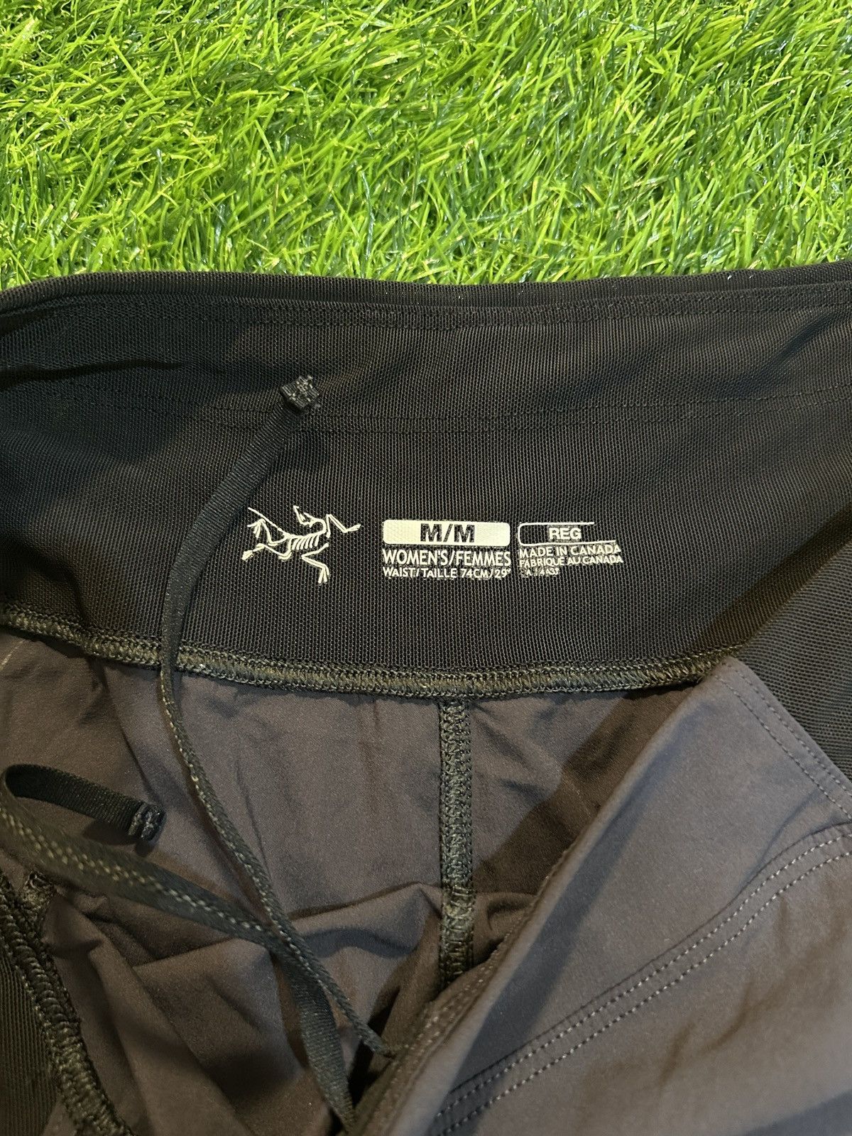 Arc'teryx Arcteryx womens shorts size medium Size 28" / US 6 / IT 42 - 4 Thumbnail