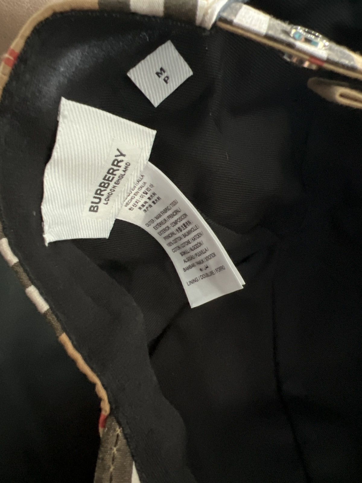 Burberry Burberry hat Size ONE SIZE - 1 Thumbnail