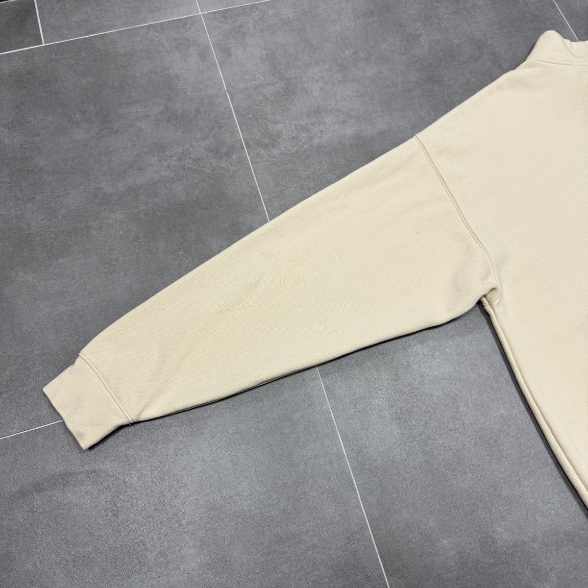 Fear of God Fear of God Essentials Pullover Mock Neck Fleece Sweatshirt Size US XL / EU 56 / 4 - 17 Thumbnail