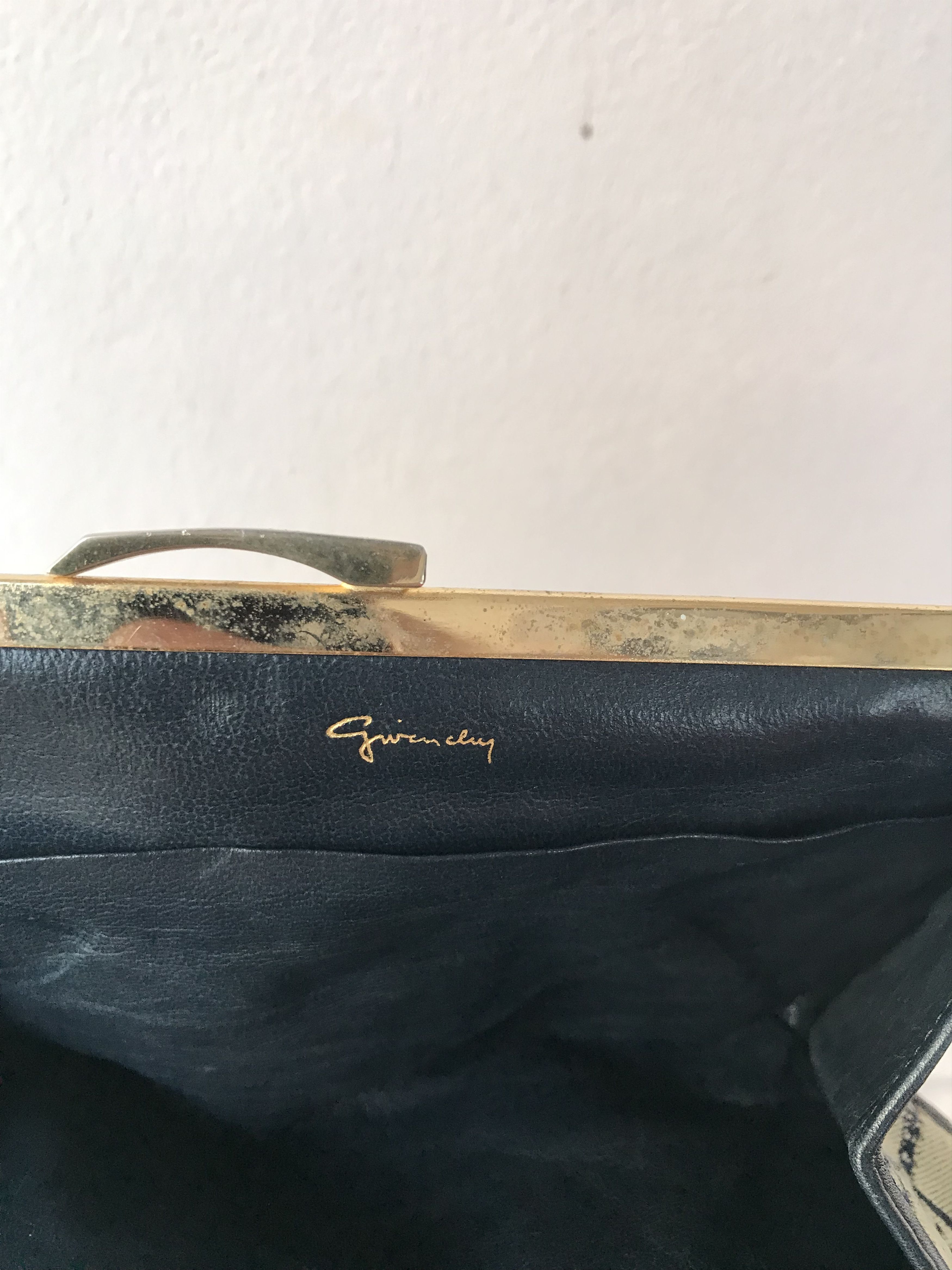 Givenchy Vintage Givenchy Purse Size ONE SIZE - 8 Thumbnail