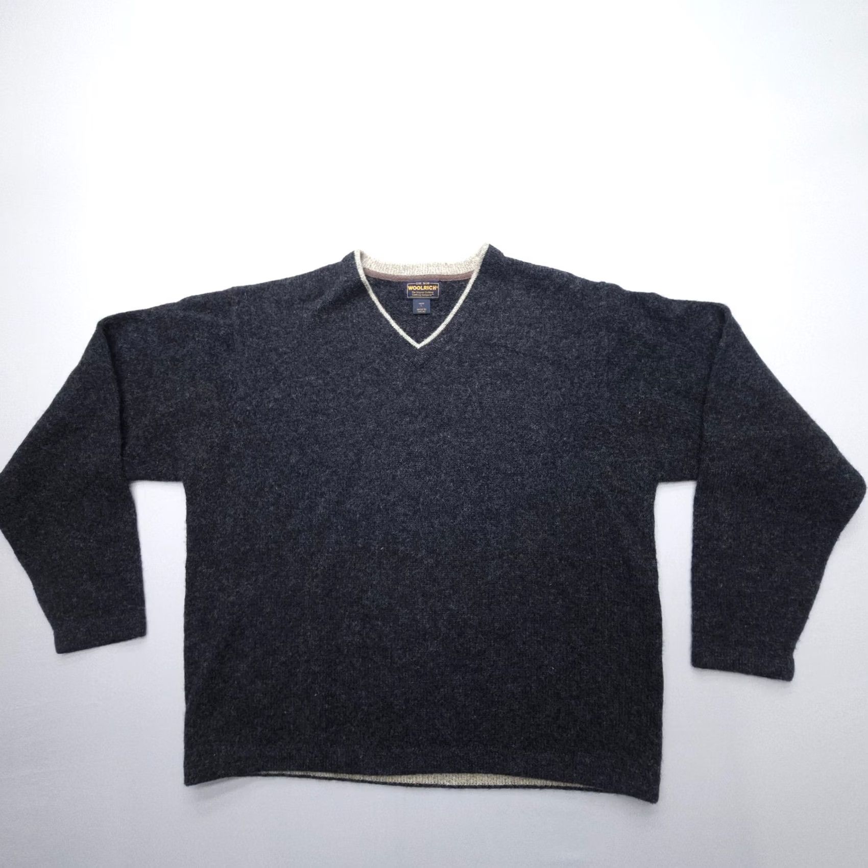 Vintage Woolrich Pullover Sweater Mens L V-Neck Knit Wool Heather Dark Grey 90s USA Casual Vintage Style Shirt Mens Size US L / EU 52-54 / 3 - 2 Thumbnail