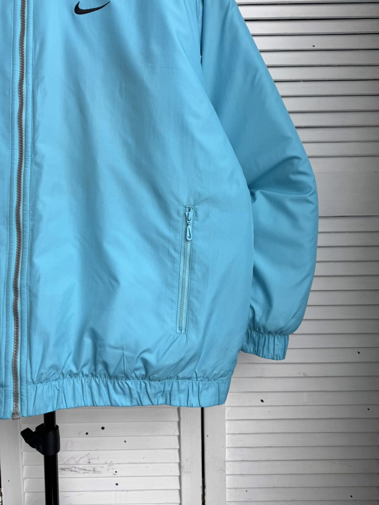 Nike Vintage Nike Puffer Jacket Metallic Big Swoosh Blue Silver Size US M / EU 48-50 / 2 - 5 Thumbnail