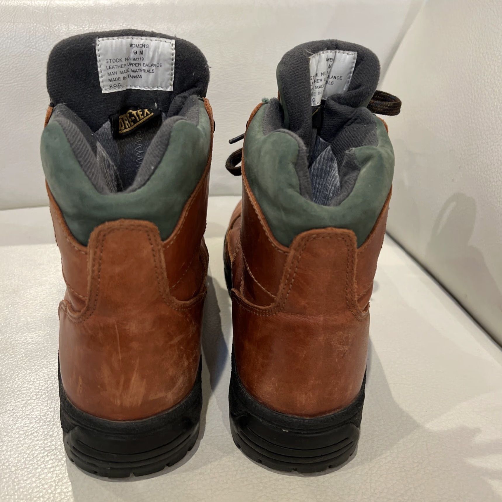 Vintage VINTAGE L.L. Bean Knife Edge Leather Gore-Tex Boots Women 9M Brown Hiking Size US 9 / IT 39 - 5 Thumbnail