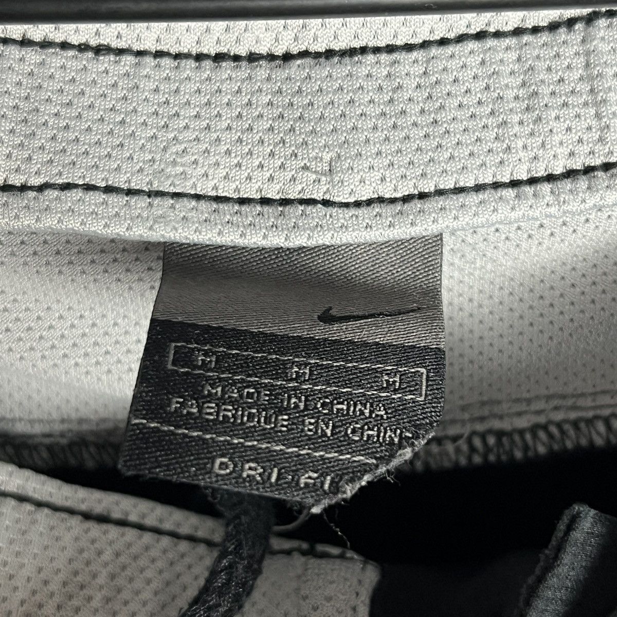 Nike × Vintage Nike Dri-Fit Athletic Shorts M Black White Zipper Pocket Size US 34 / EU 50 - 7 Thumbnail